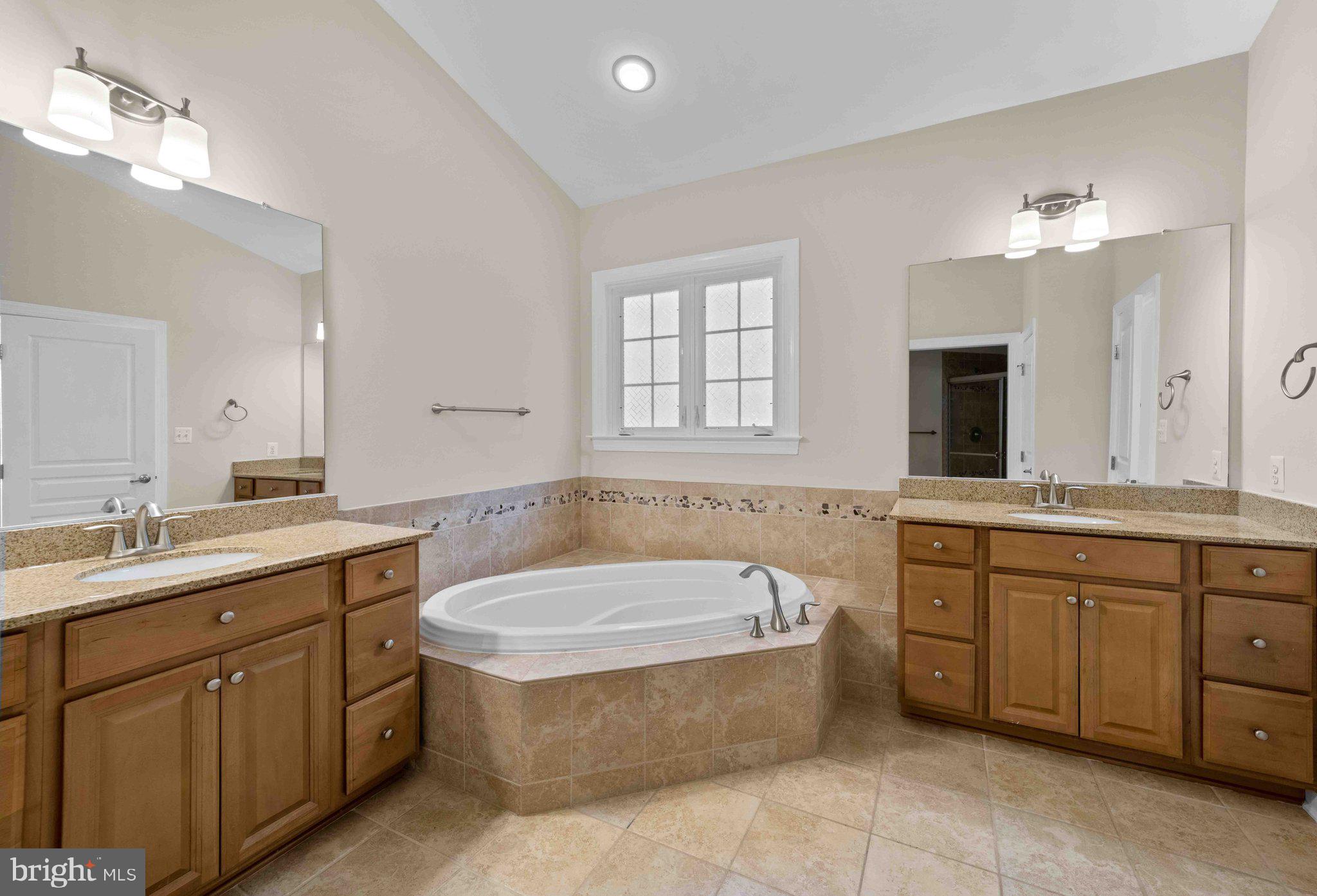 OAK CREEK CLUB GOLF COURSE - Residential