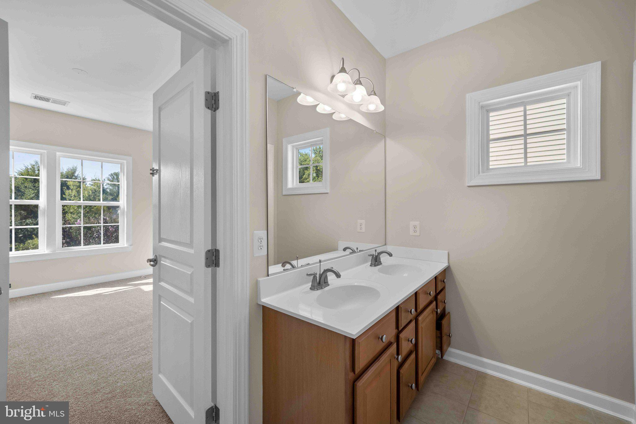 OAK CREEK CLUB GOLF COURSE - Residential