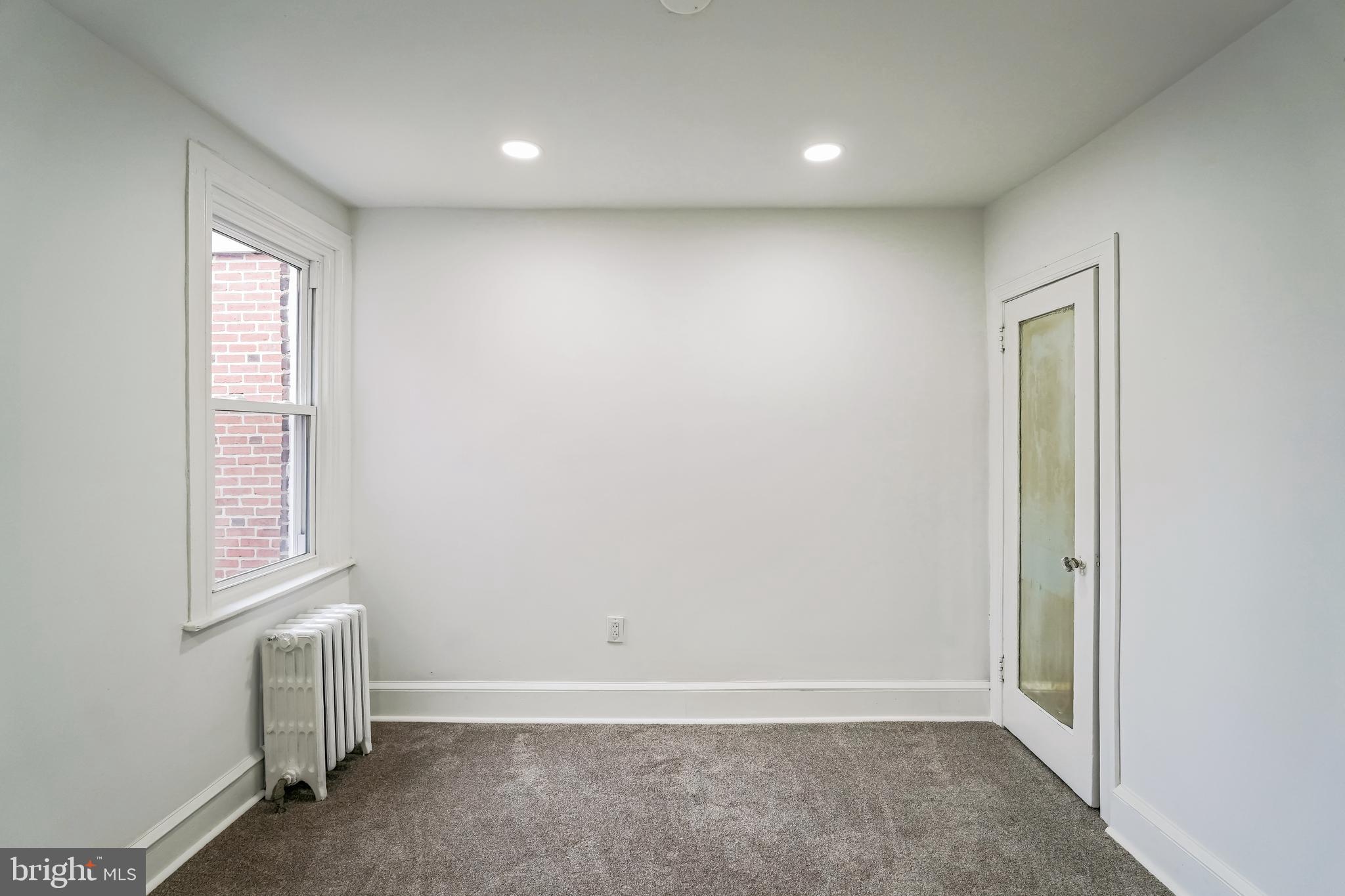 GERMANTOWN (EAST) - Residential