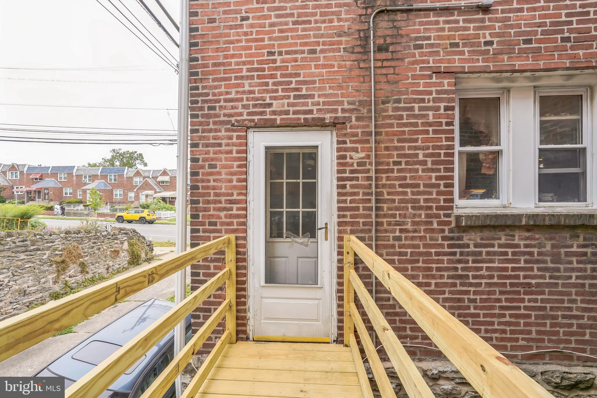 GERMANTOWN (EAST) - Residential