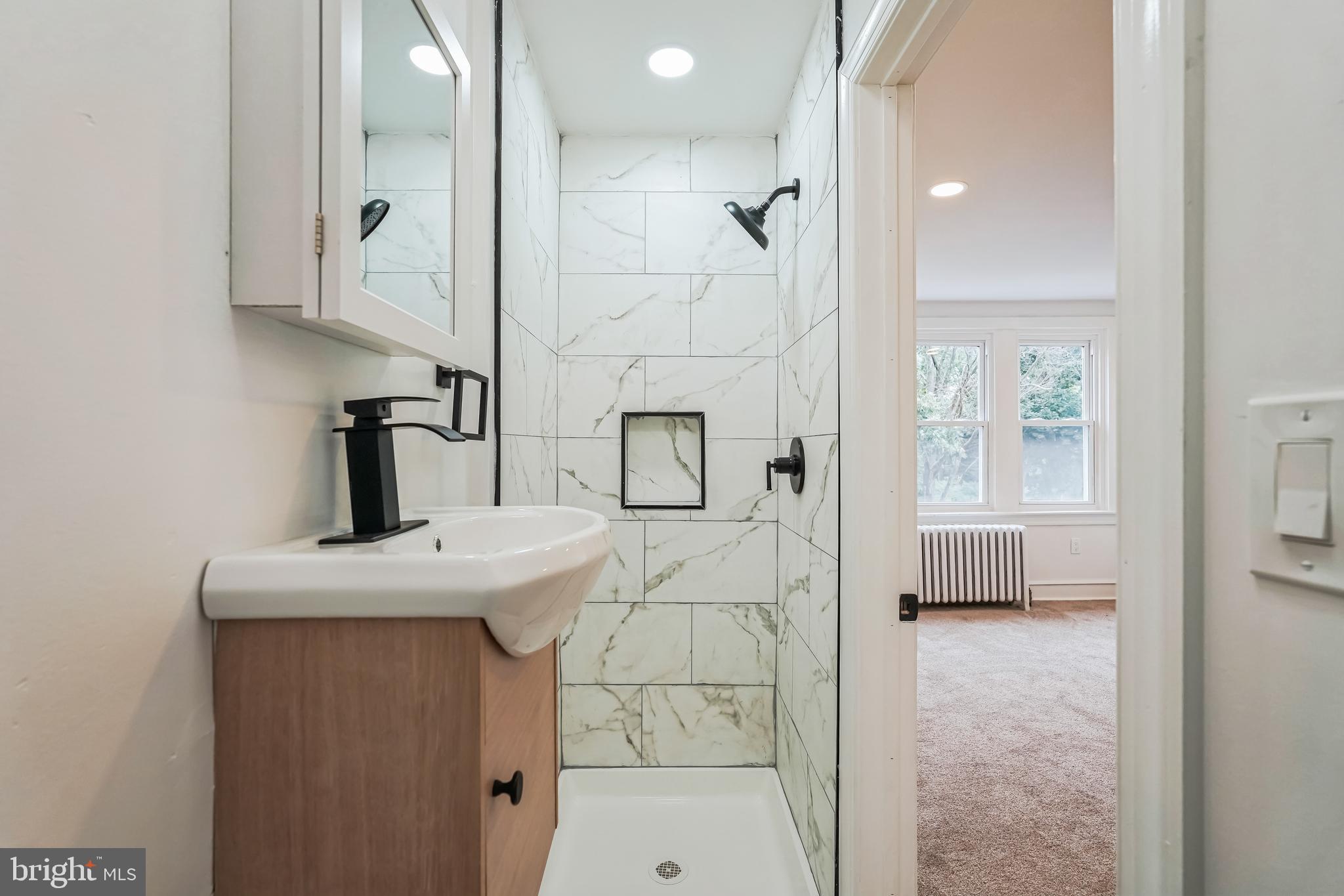 GERMANTOWN (EAST) - Residential