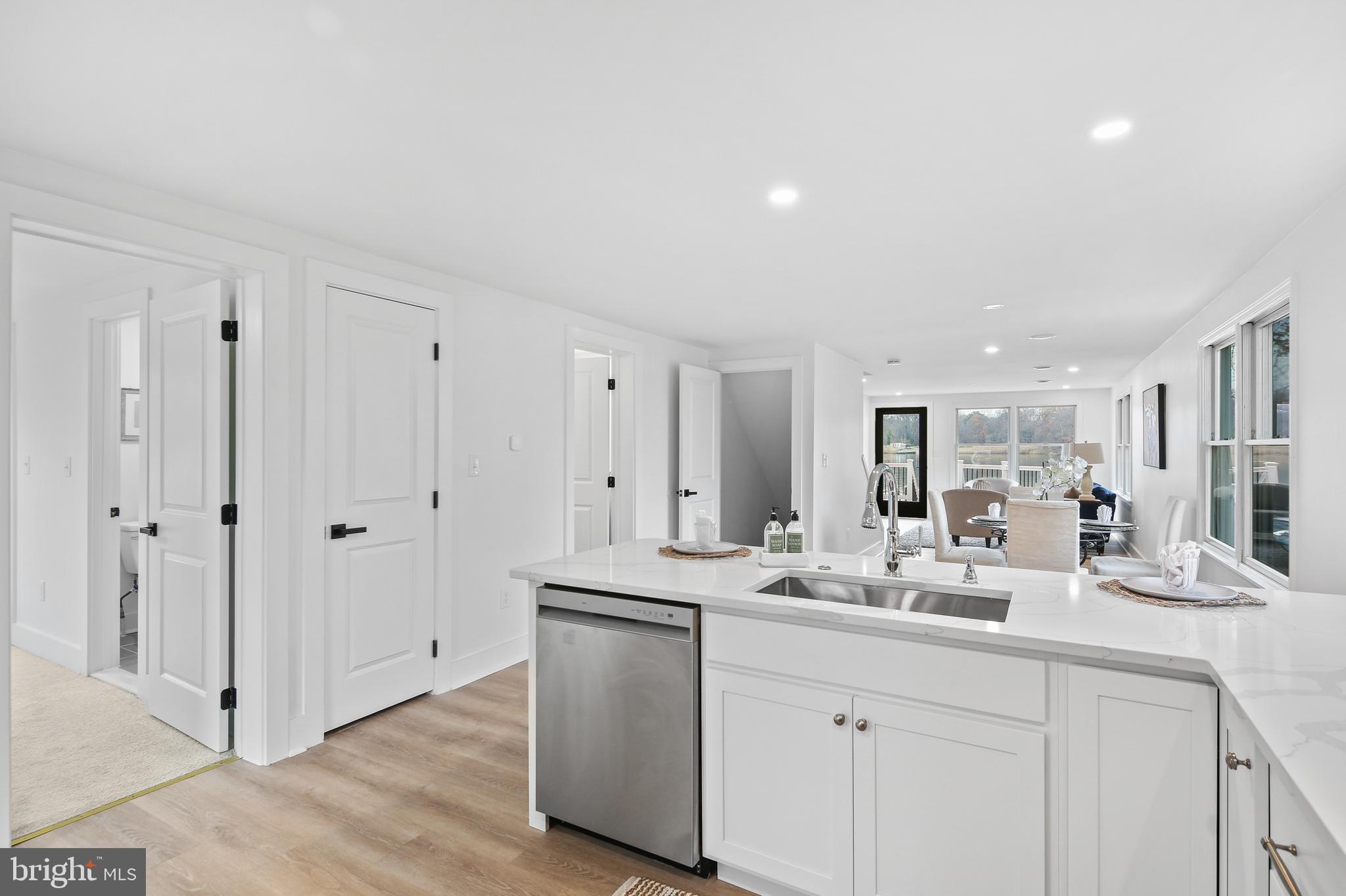 BARRISON POINT - Residential