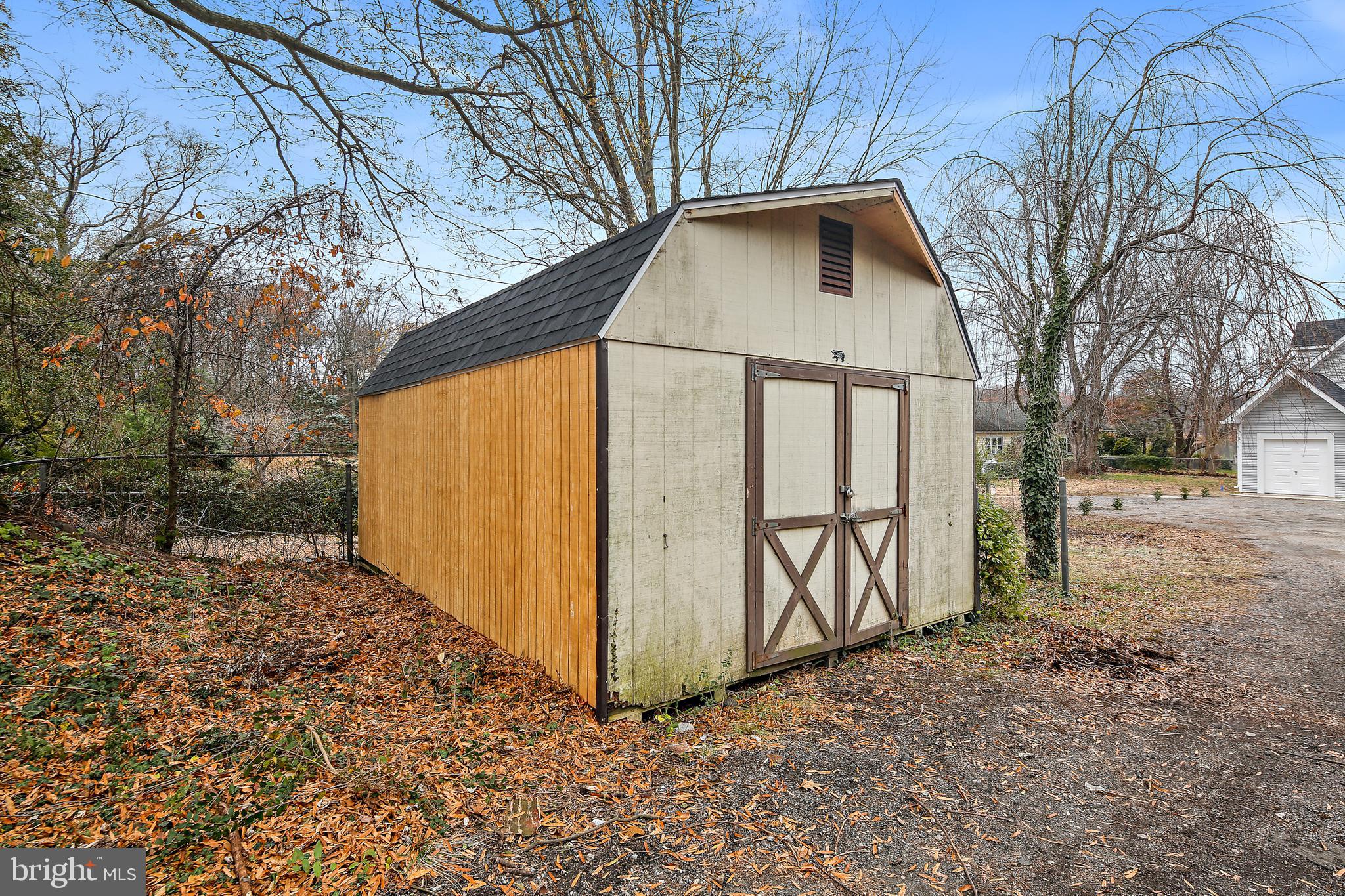 BARRISON POINT - Residential