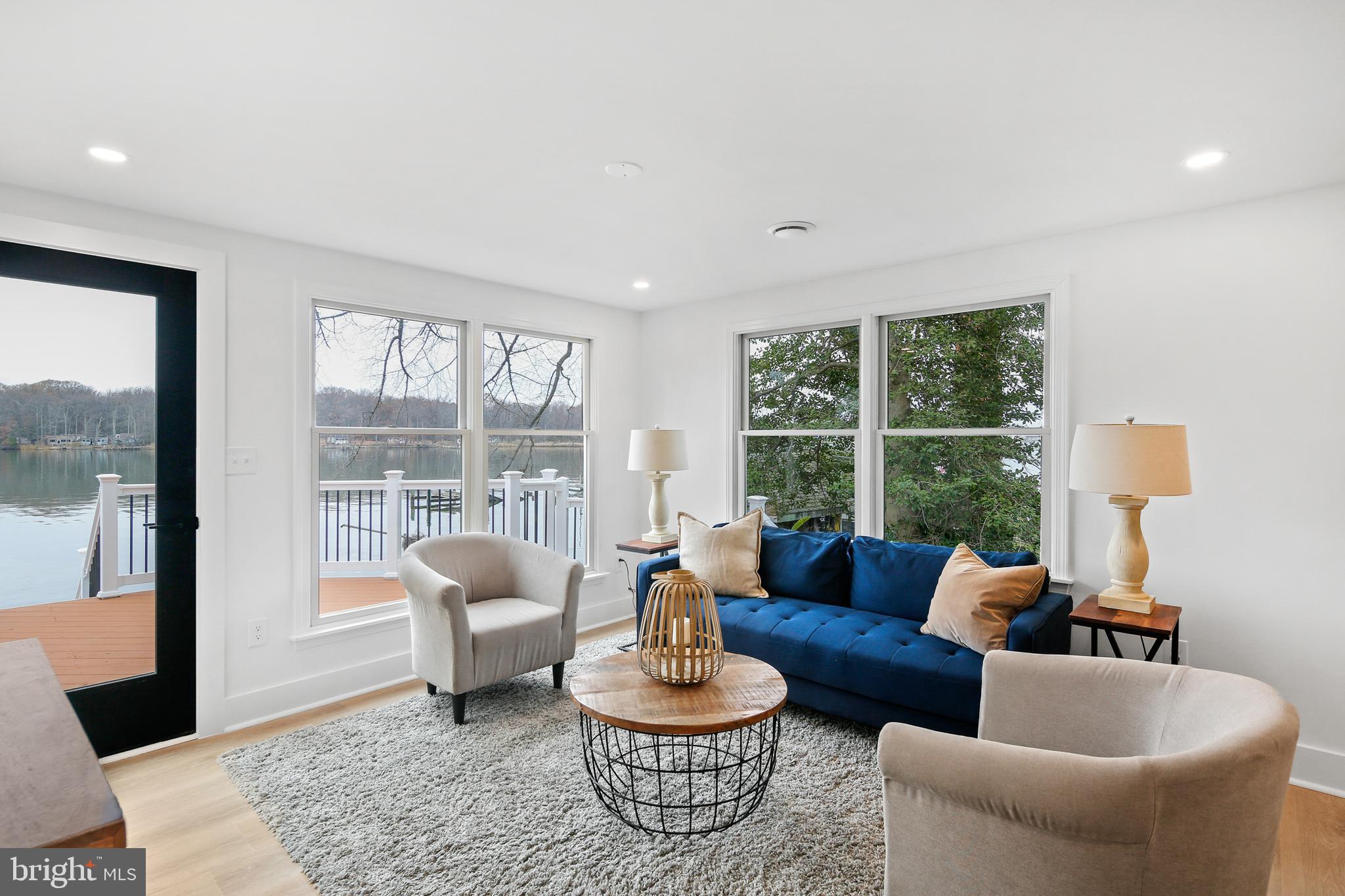 BARRISON POINT - Residential