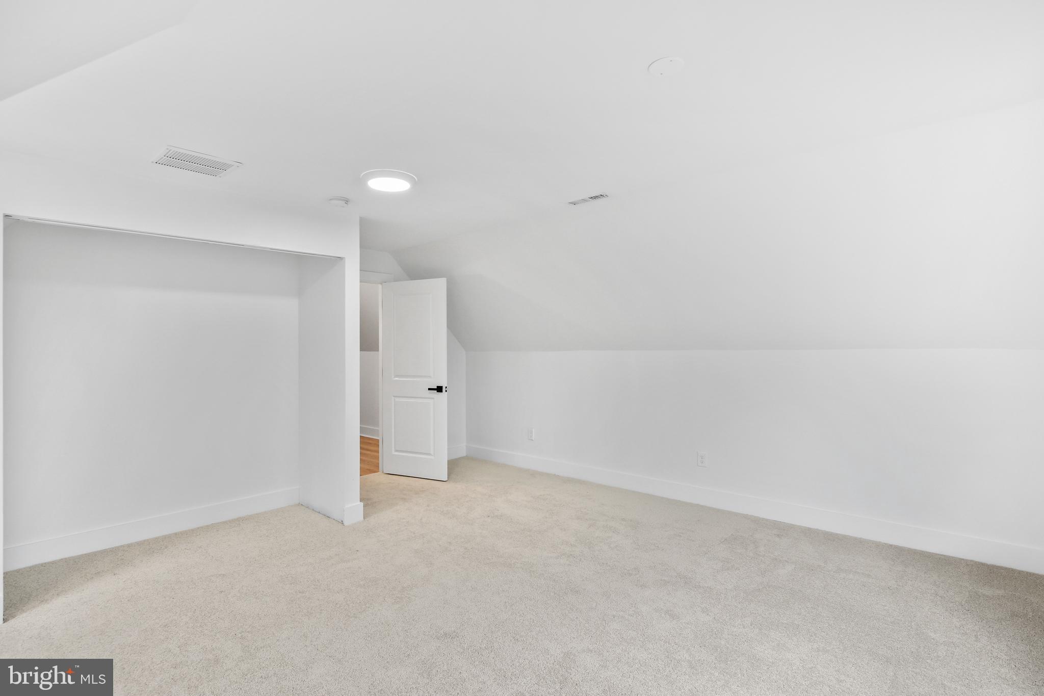 BARRISON POINT - Residential