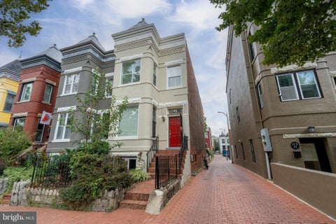 Multifamily For Sale - 13 S St St<br/> WASHINGTON, DC 20001