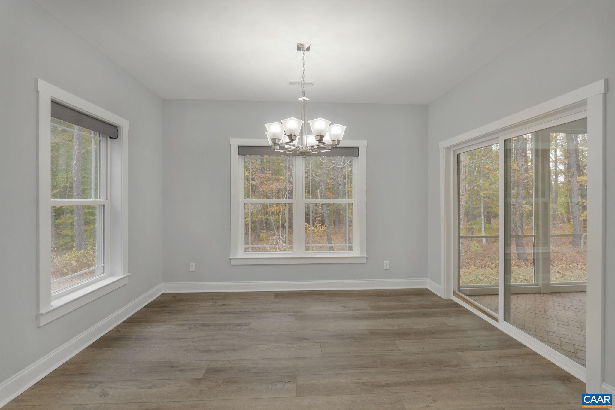 SPRING CREEK - Residential