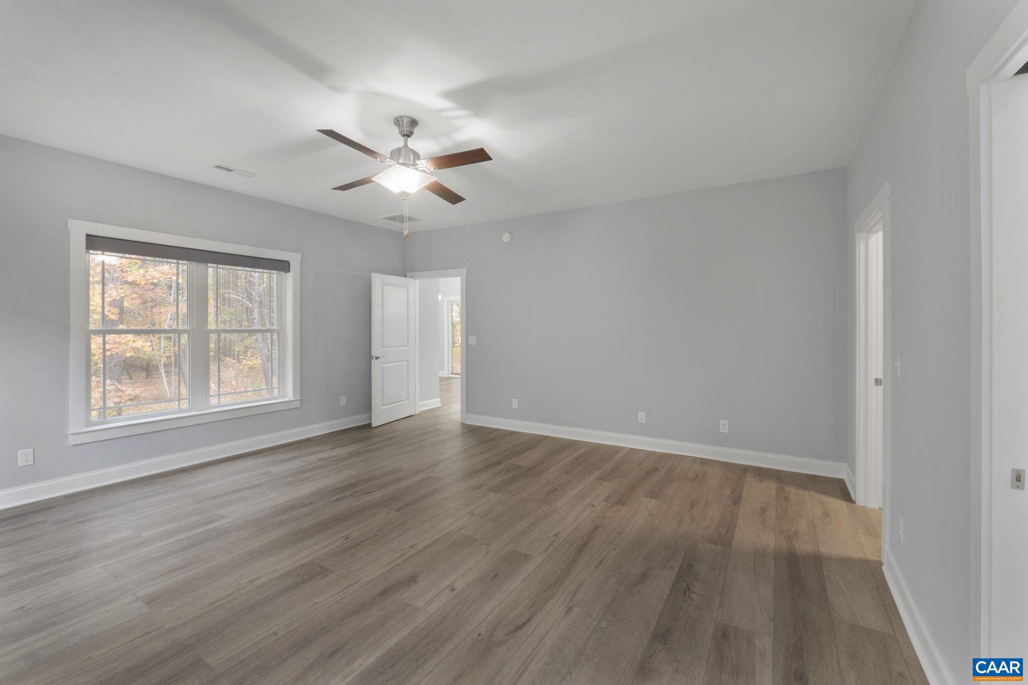 SPRING CREEK - Residential