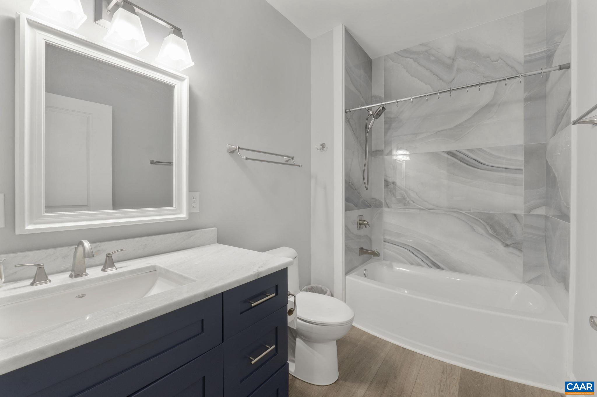 SPRING CREEK - Residential