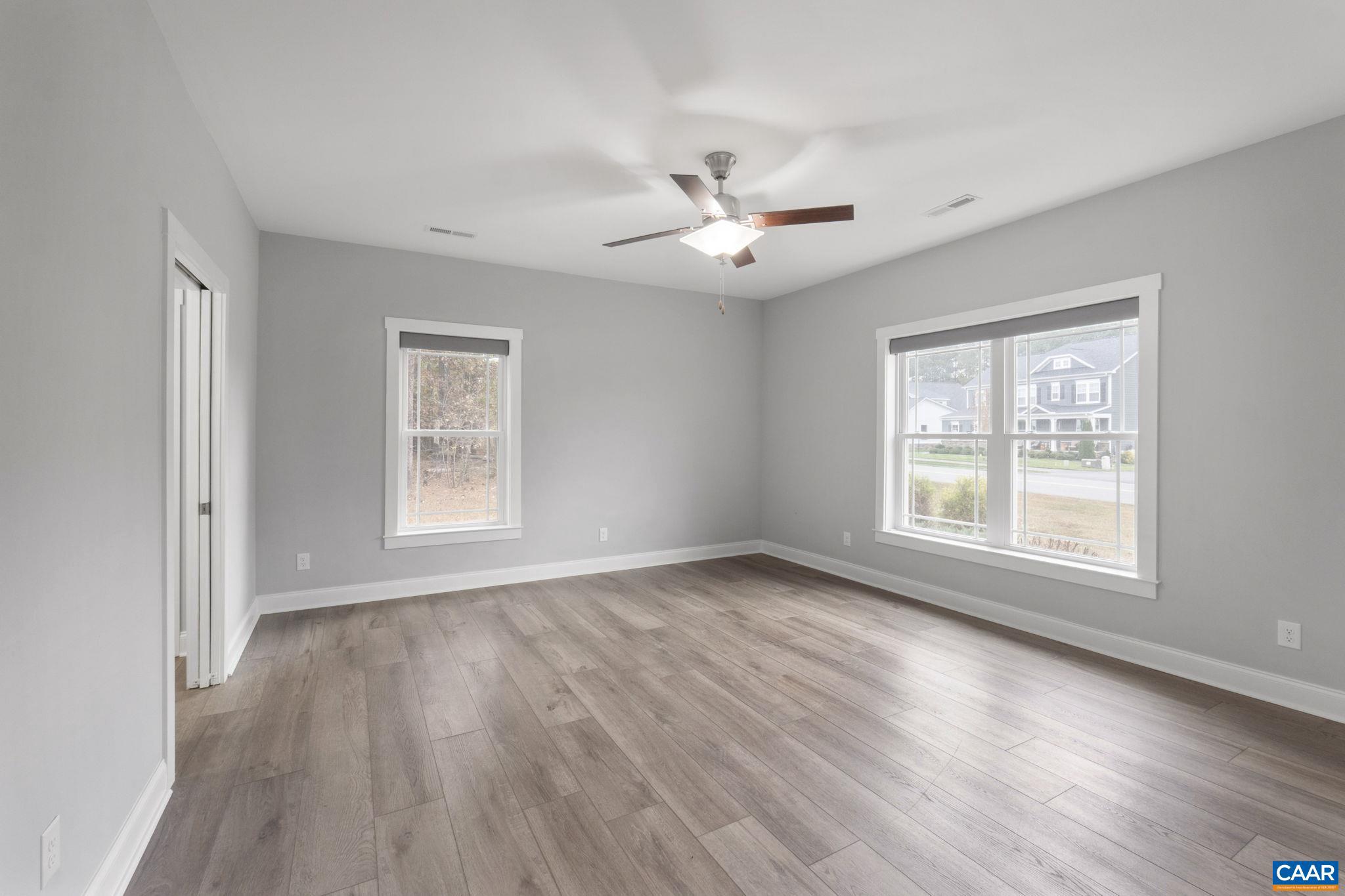 SPRING CREEK - Residential