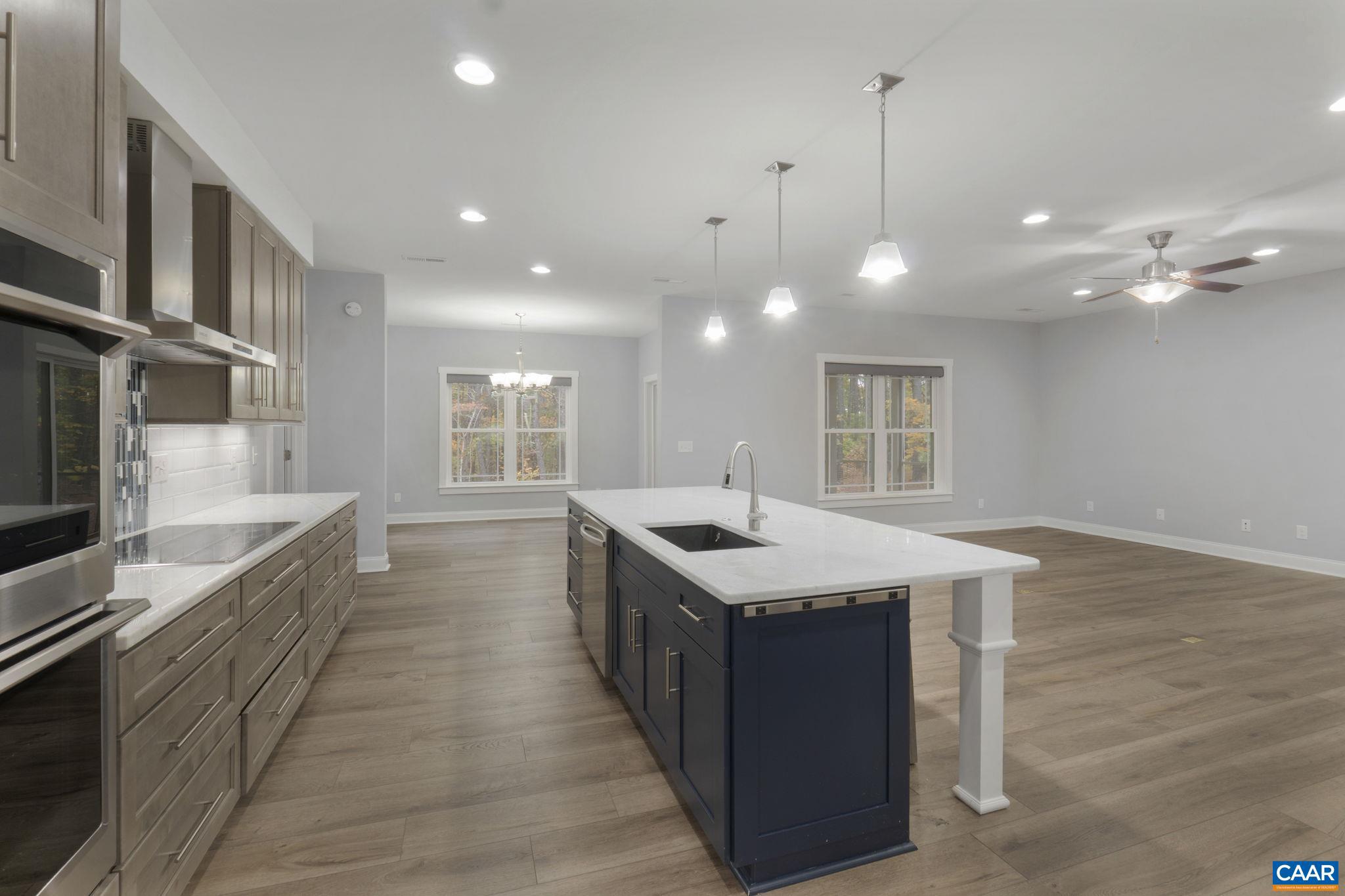 SPRING CREEK - Residential