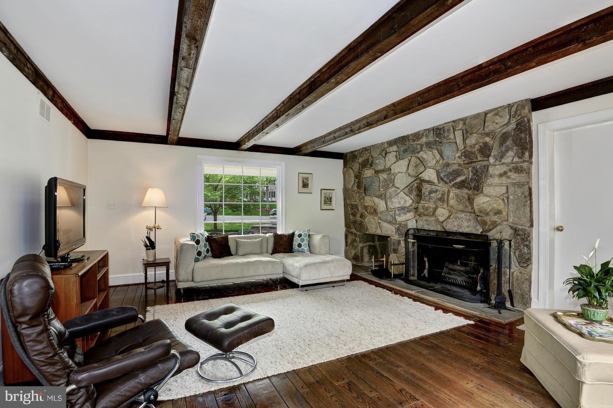 COUNTRYSIDE - Residential