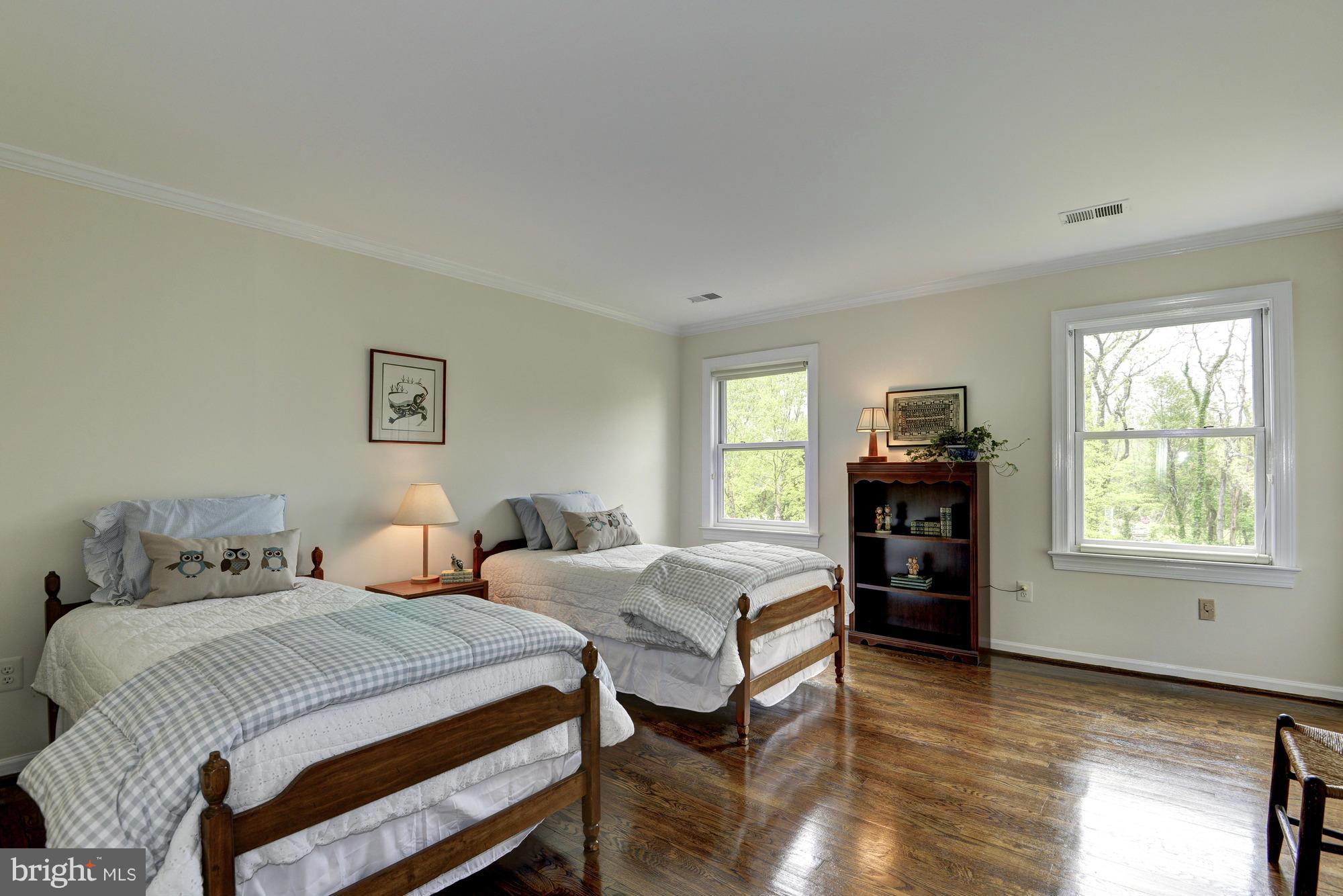 COUNTRYSIDE - Residential