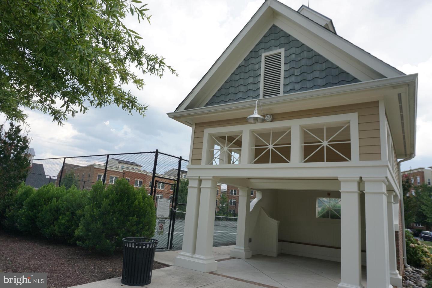 WATKINS MILL TOWN CENTER - Residential Lease