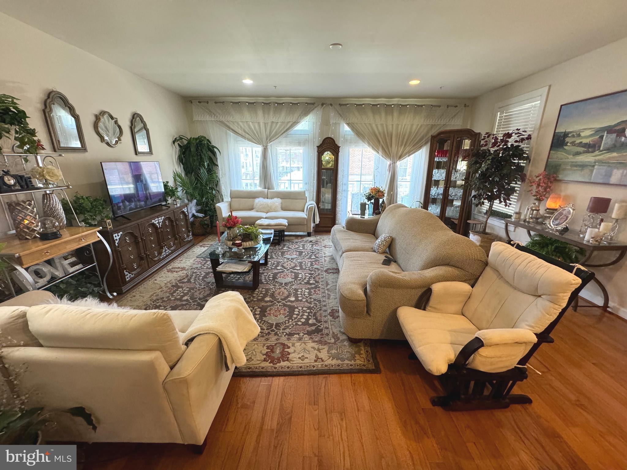 WATKINS MILL TOWN CENTER - Residential Lease