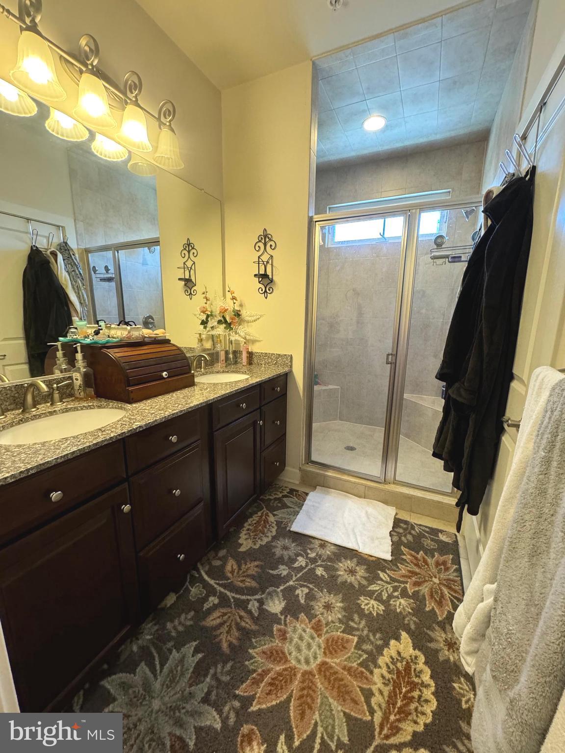 WATKINS MILL TOWN CENTER - Residential Lease