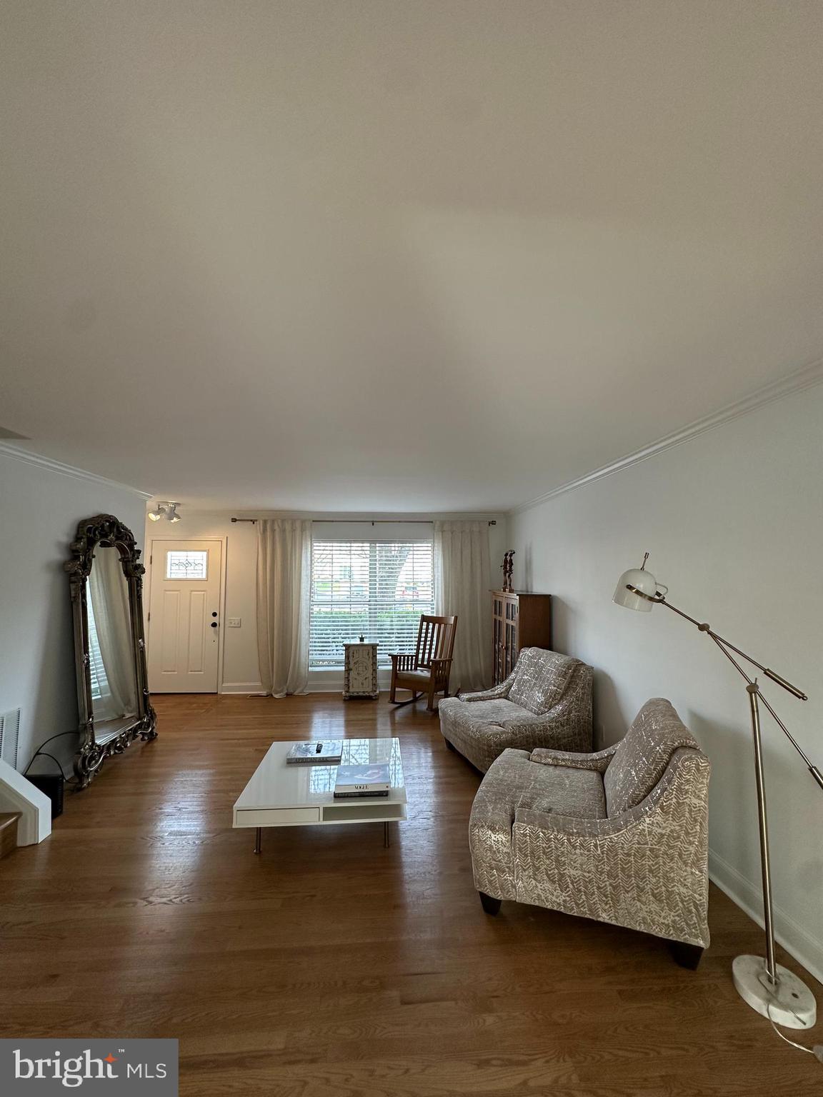 RIVER OAKS - Residential Lease