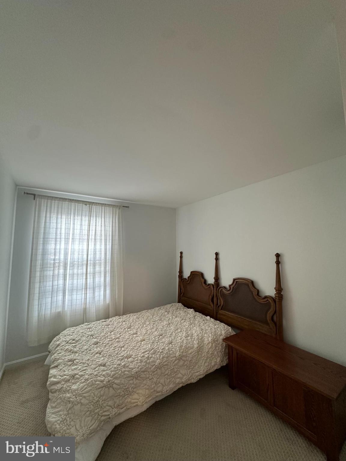 RIVER OAKS - Residential Lease