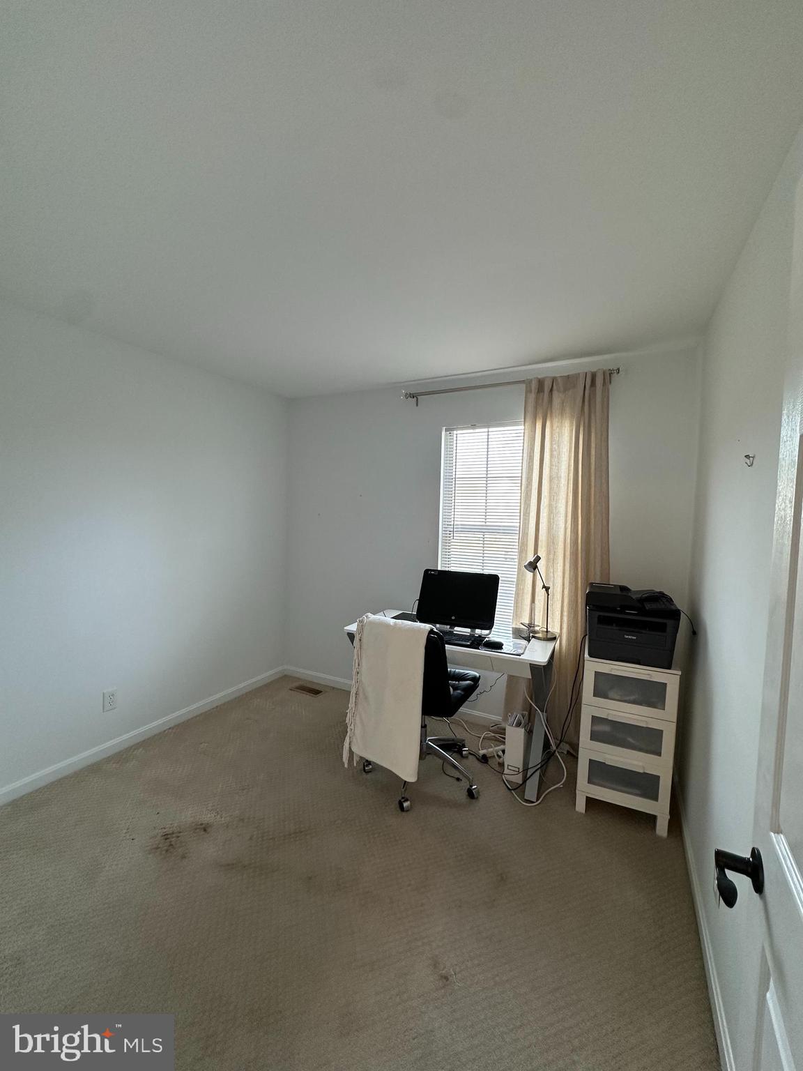 RIVER OAKS - Residential Lease