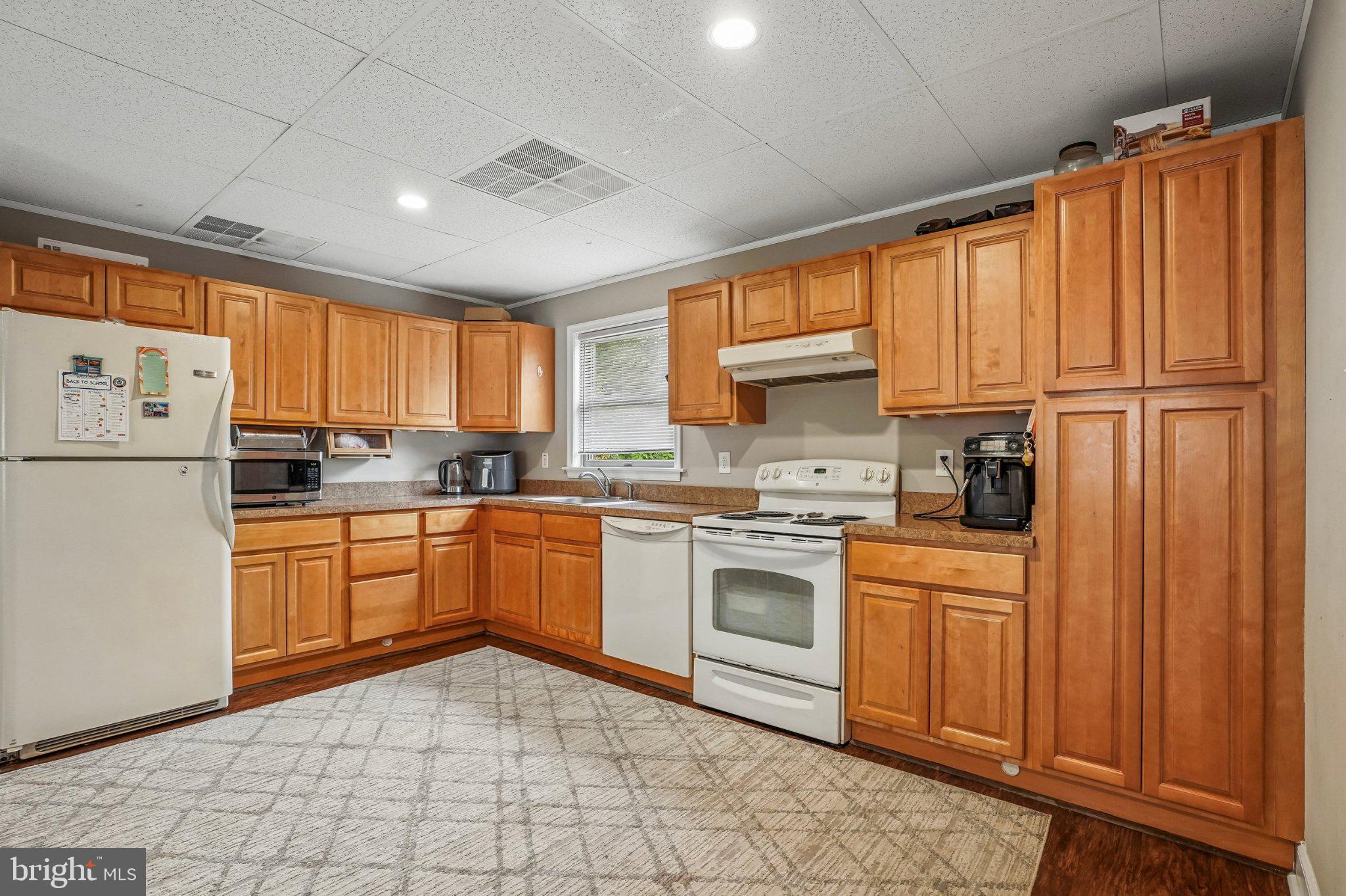 700 2ND STREET PIKE