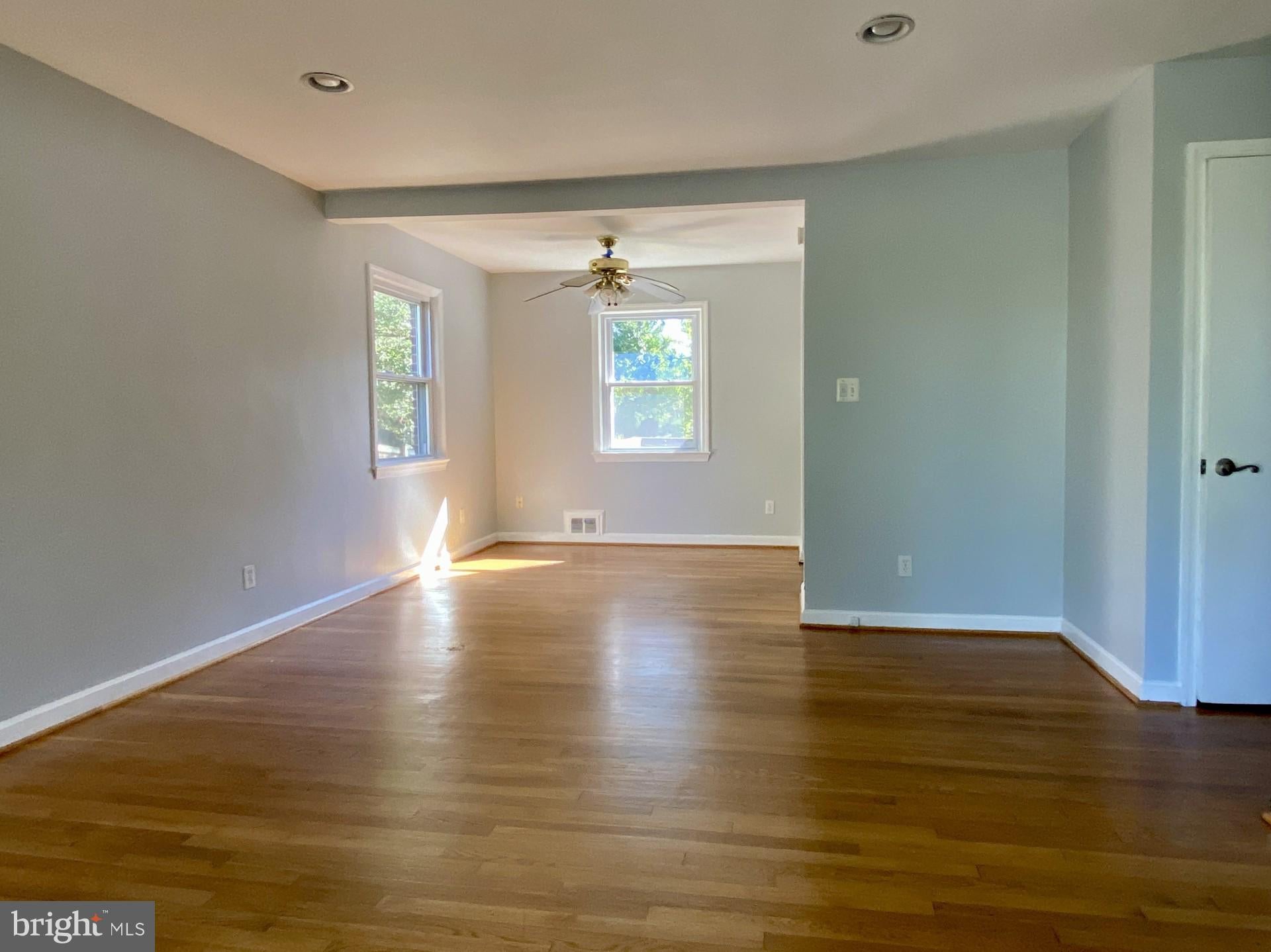 3221 HOLLY HILL DRIVE