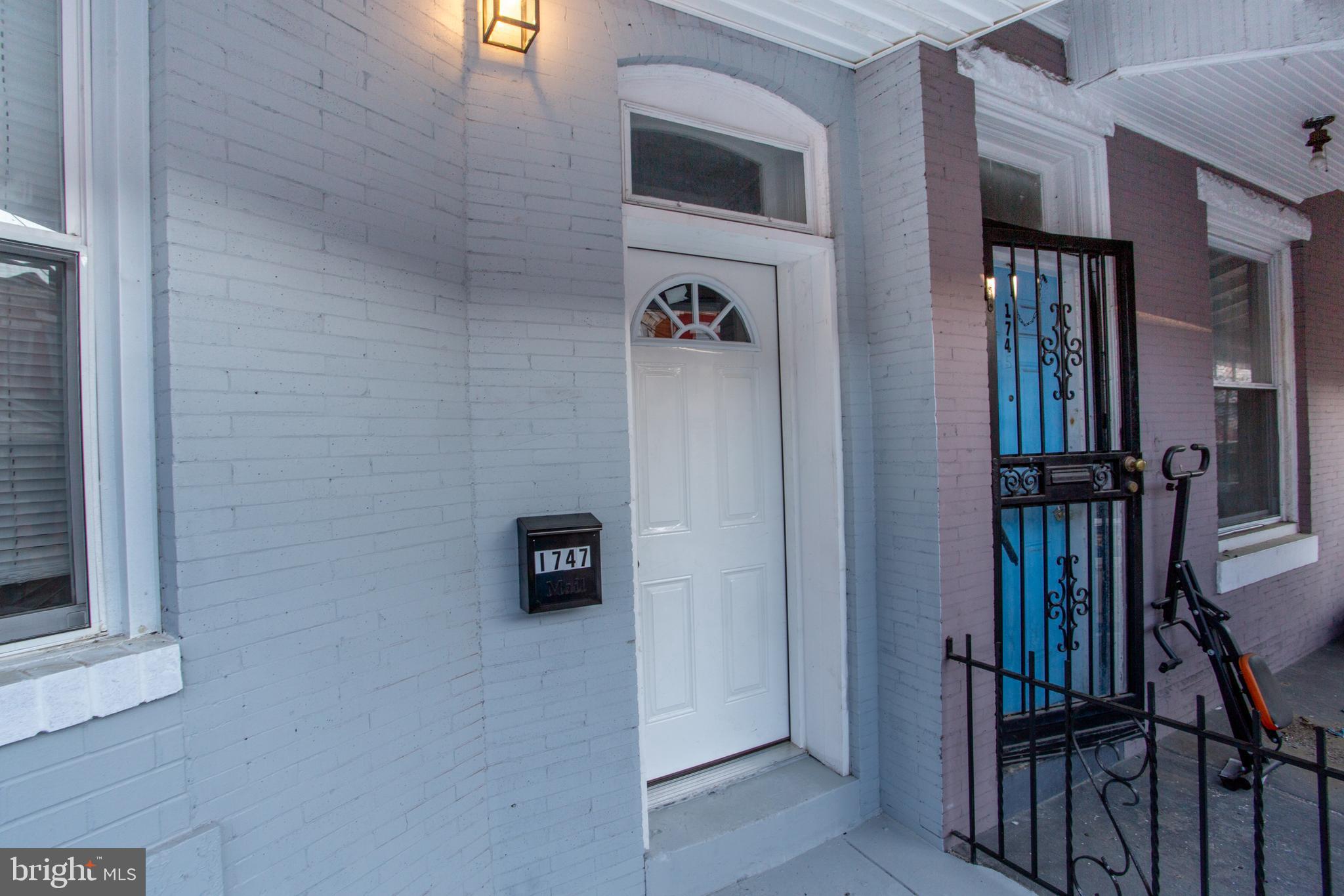 1747 N WILTON STREET