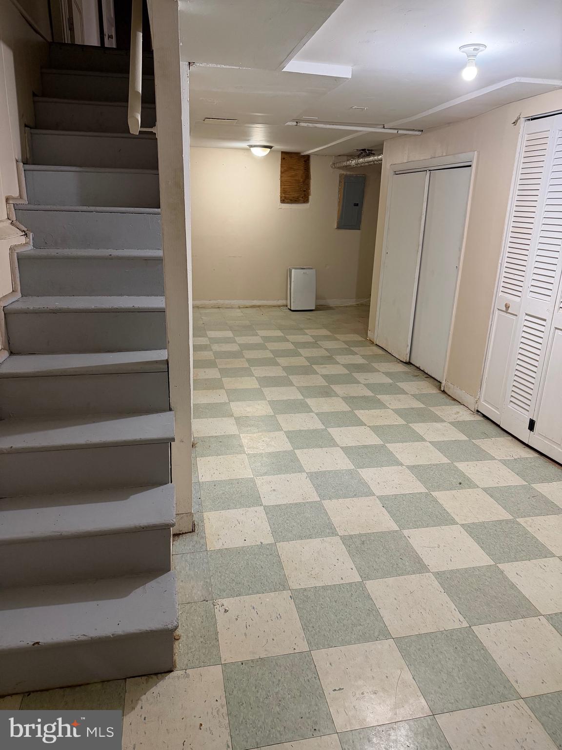 COLD SPRING NEWTOWN - Residential Lease