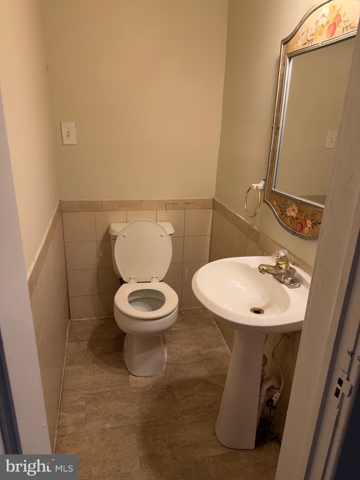 COLD SPRING NEWTOWN - Residential Lease