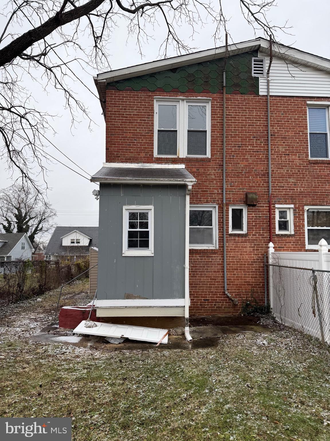 COLD SPRING NEWTOWN - Residential Lease