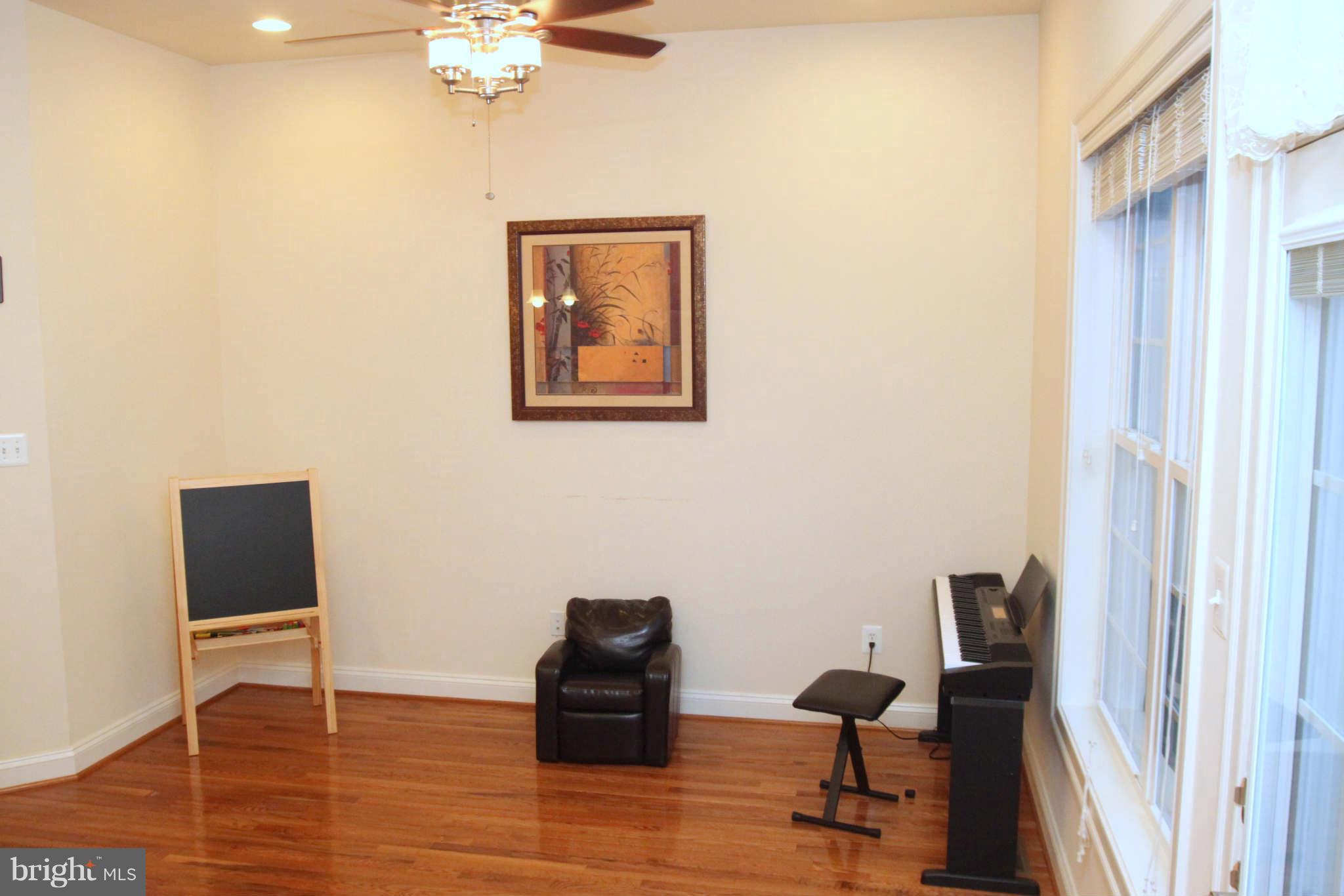 HIDDEN CREEK - Residential Lease