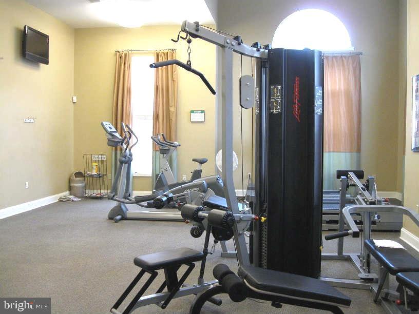 HIDDEN CREEK - Residential Lease