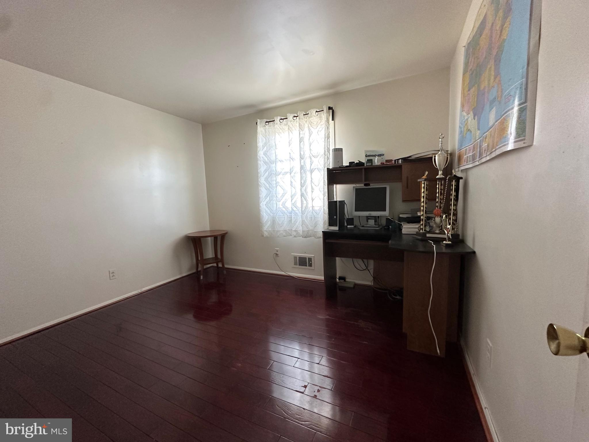 GREENVIEW MANOR - Residential Lease