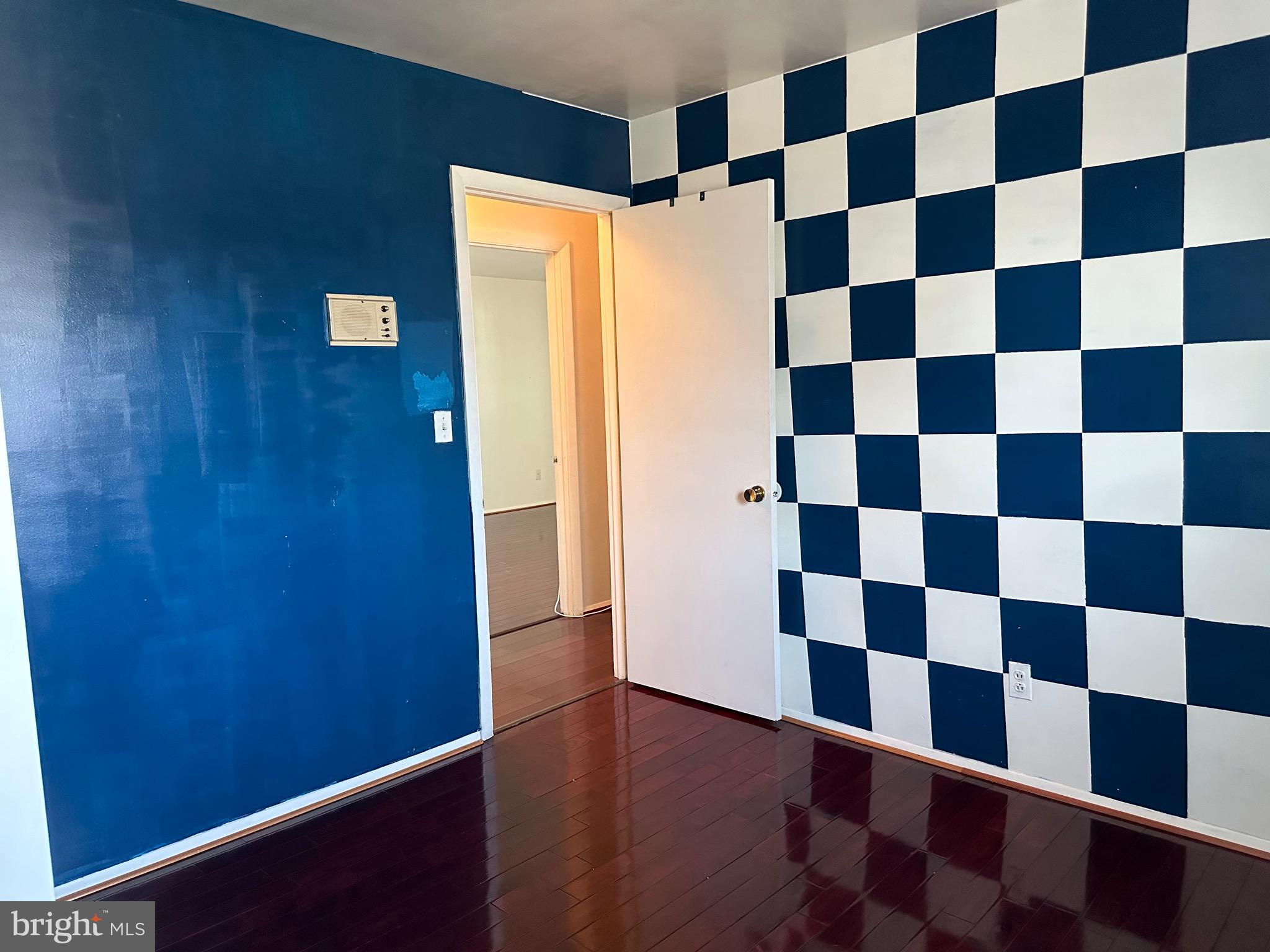 GREENVIEW MANOR - Residential Lease