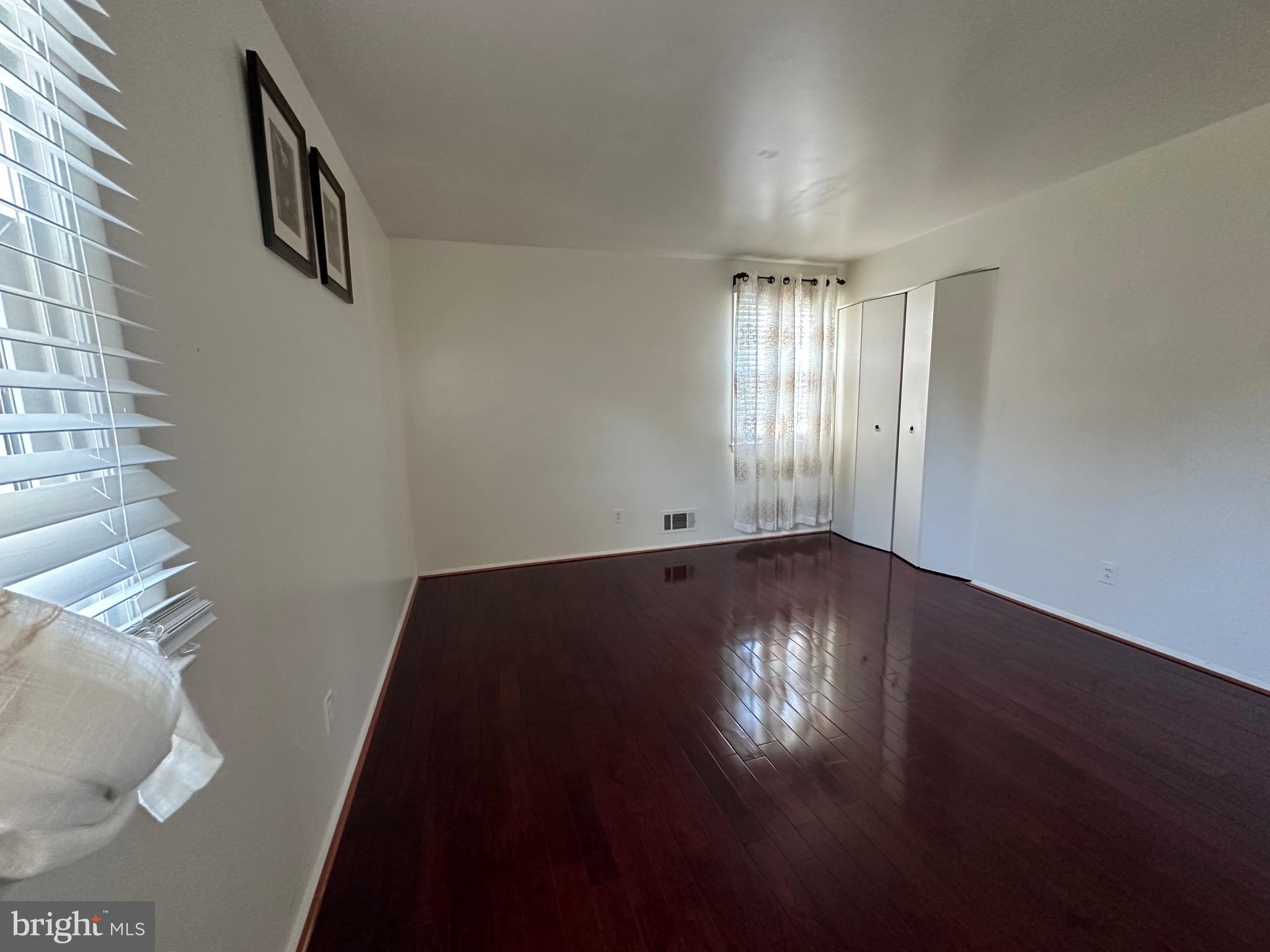 GREENVIEW MANOR - Residential Lease