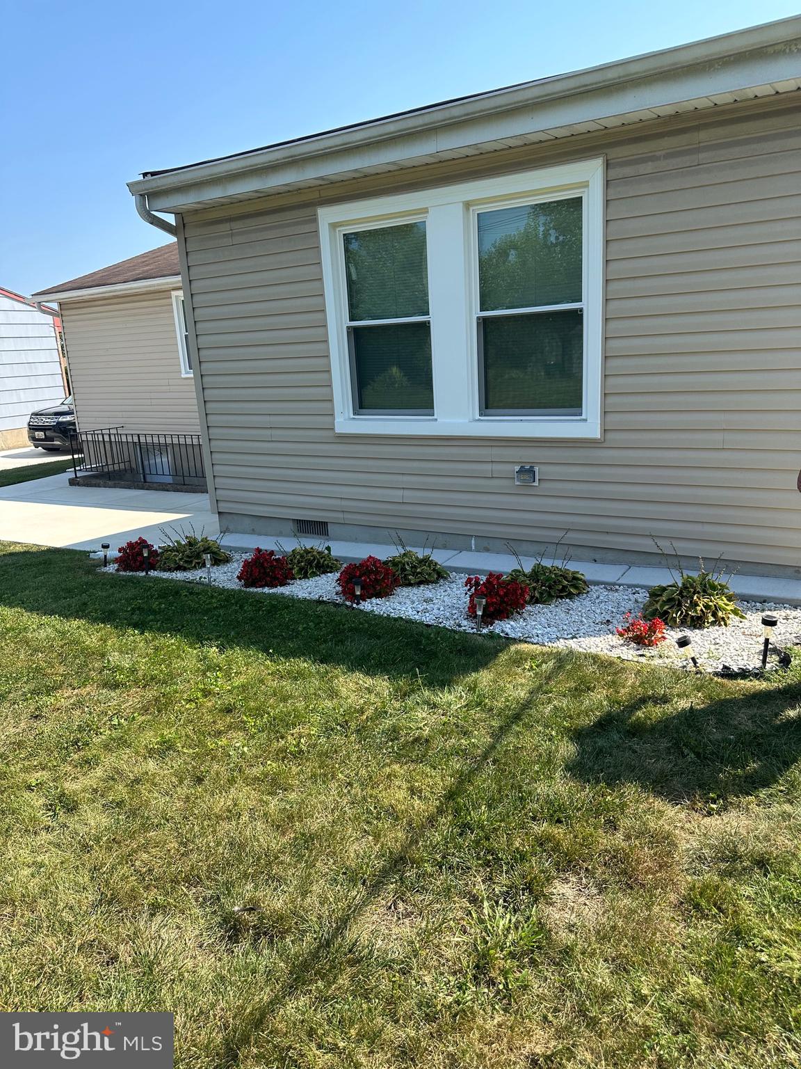 GREENVIEW MANOR - Residential Lease