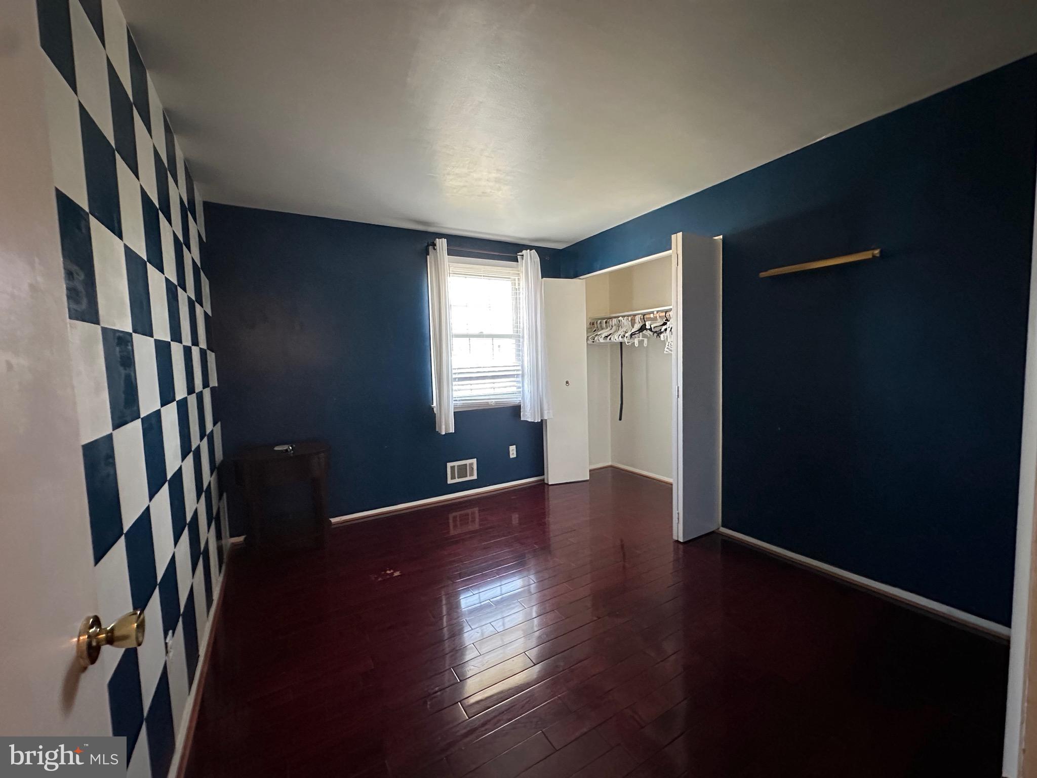 GREENVIEW MANOR - Residential Lease