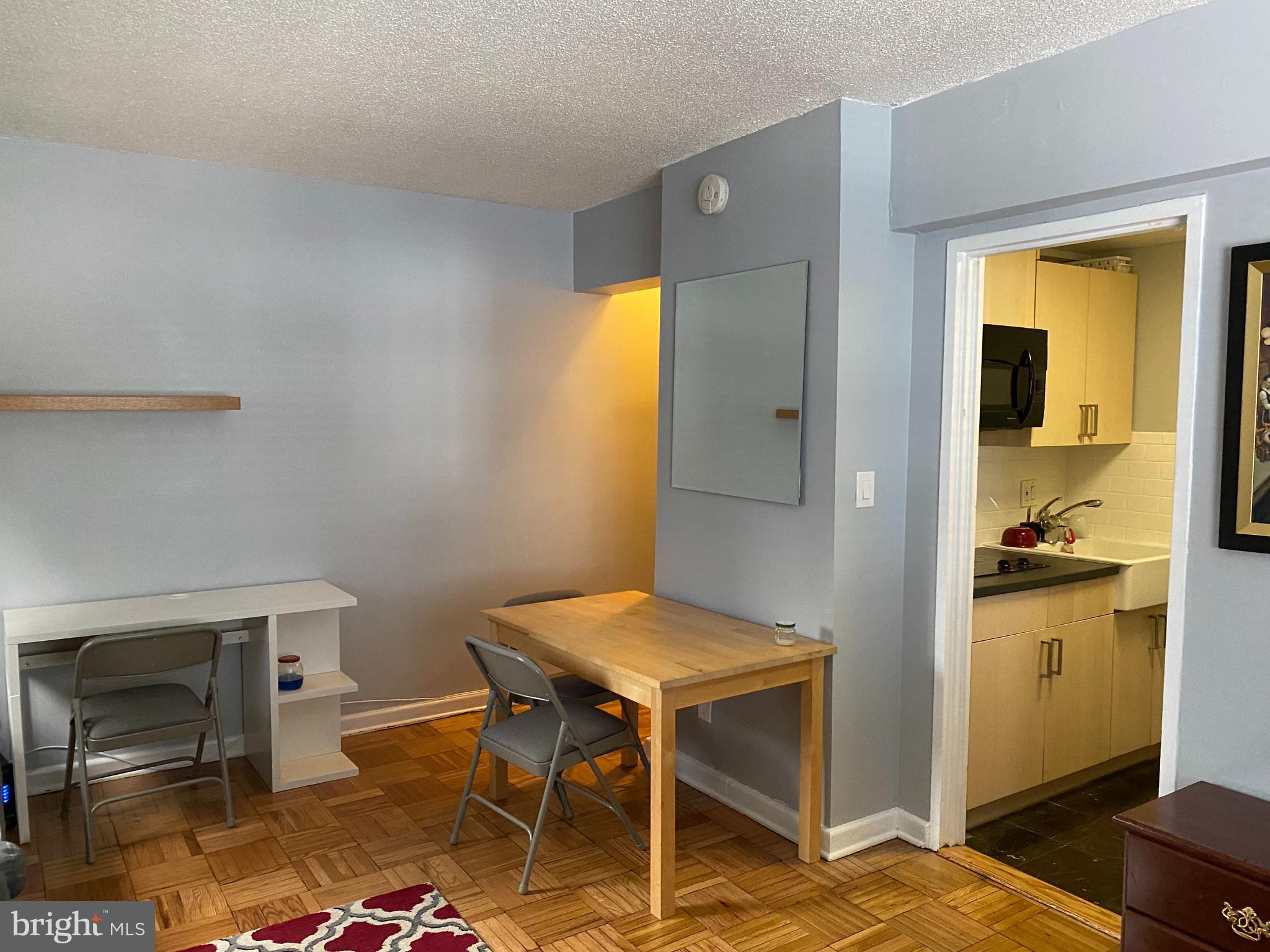 2141 I STREET NW 607