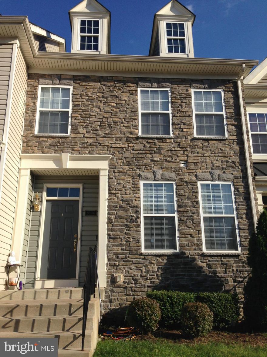 Available for lease  3 bedroom 3.5 bath's town home has three finished levels. Large open living, dining and kitchen area. Space in basement for addition living, office or recreational area. Plenty of storage walk out basement with a fenced back lot. Wilkinson Property Mgmt.