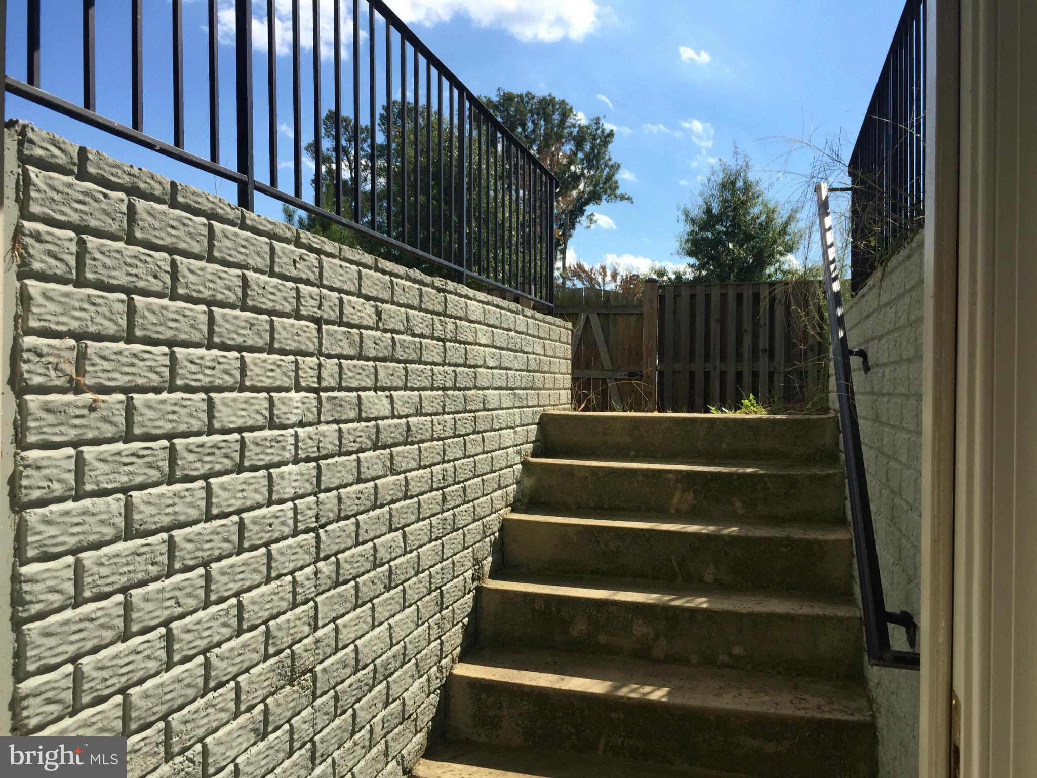 WILLOWGATE - Residential Lease