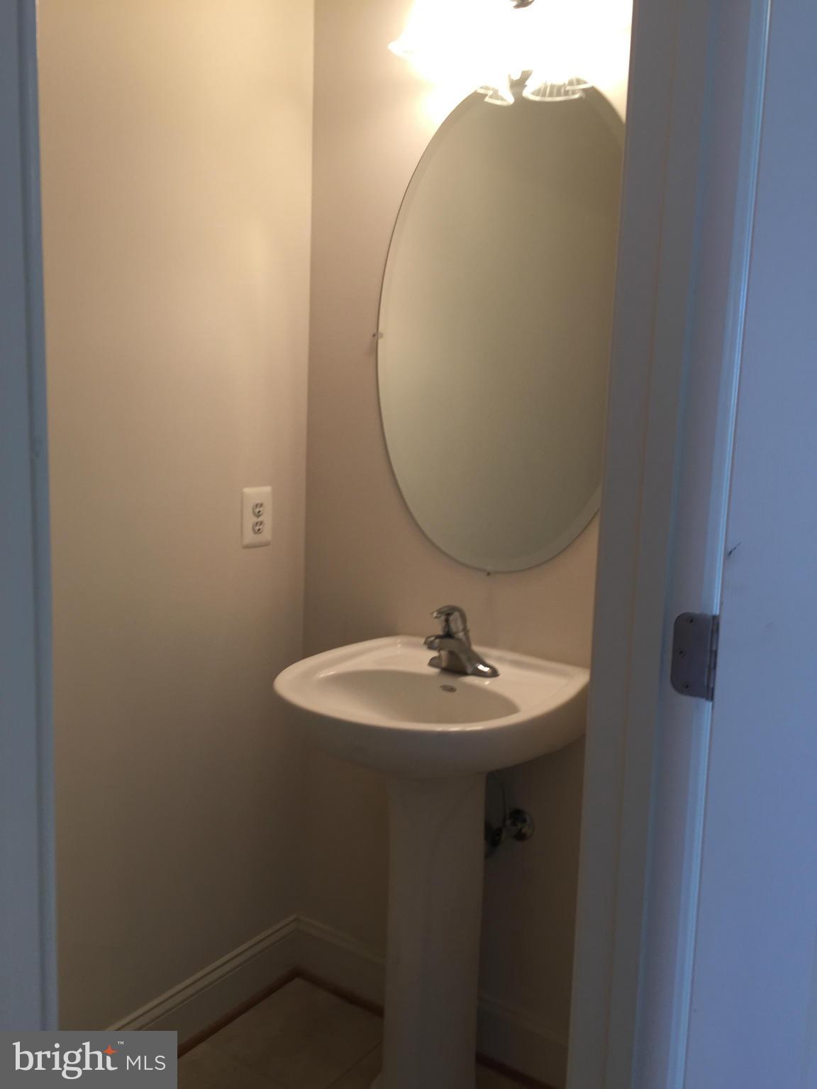 WILLOWGATE - Residential Lease