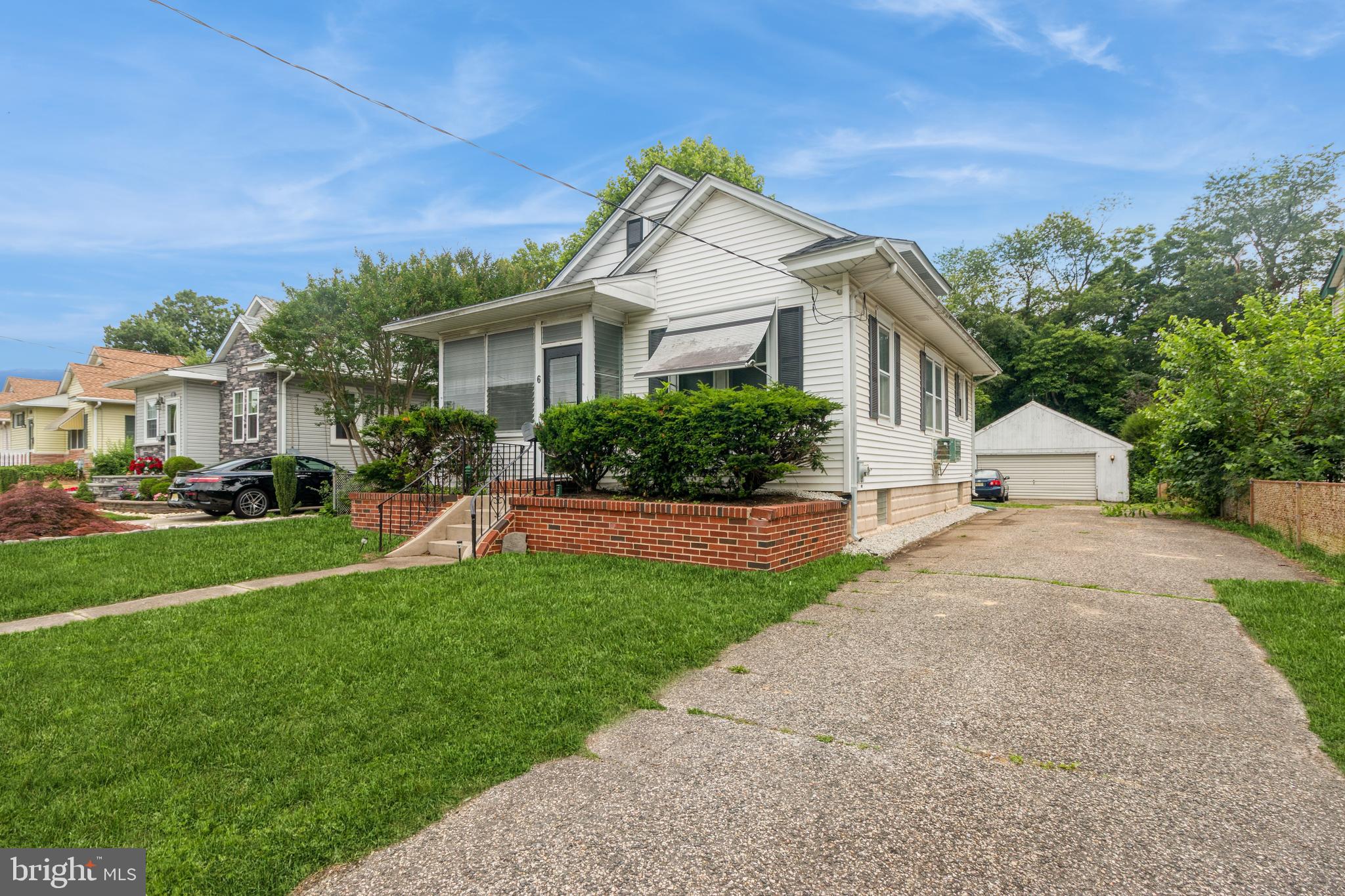 6 MALAN AVENUE