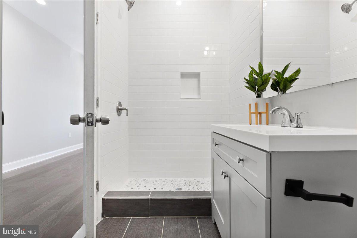 CEDONIA - Residential