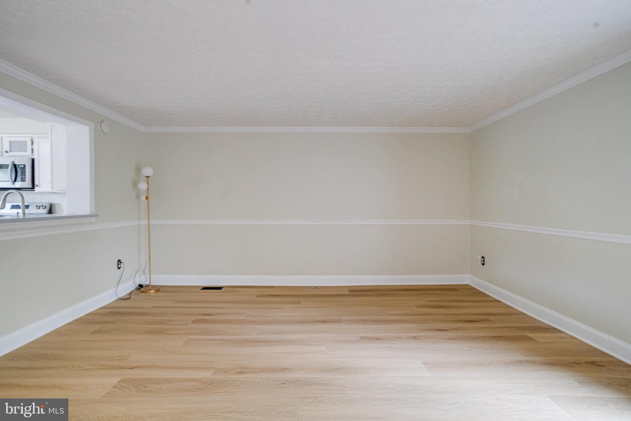WOODBRIDGE CENTER - Residential