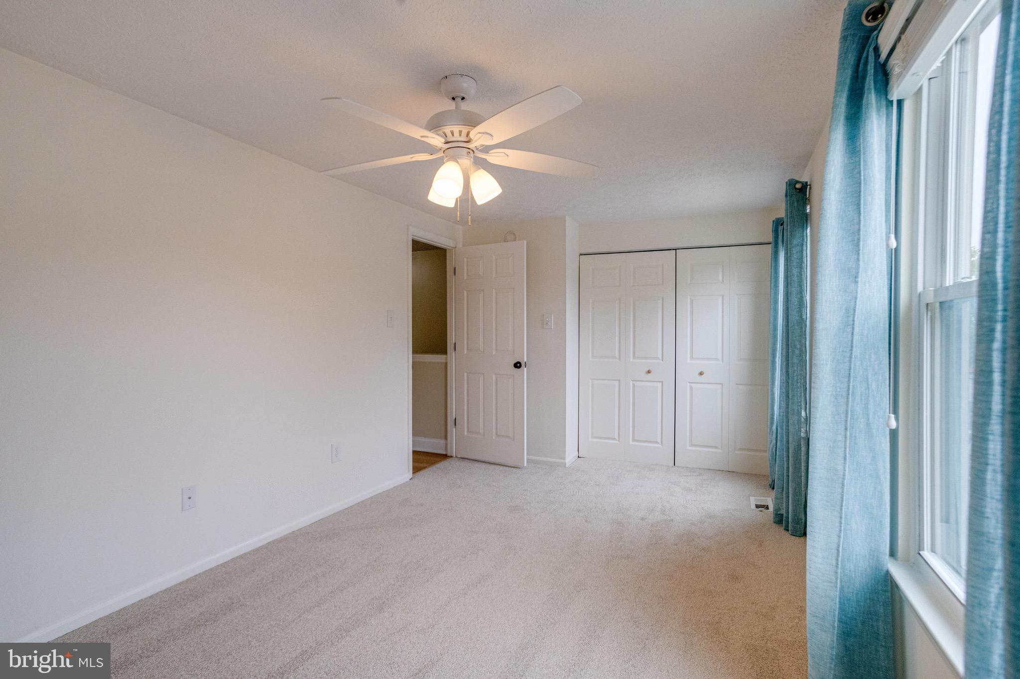 WOODBRIDGE CENTER - Residential