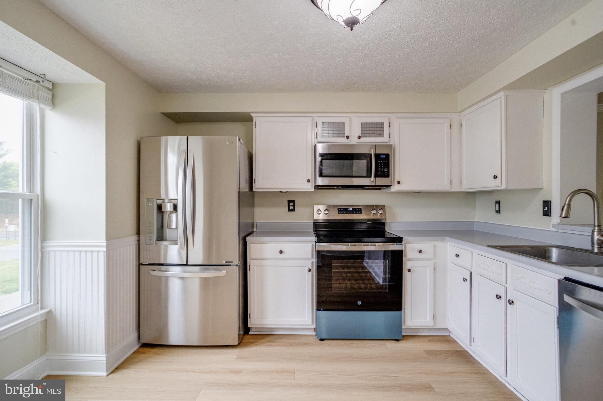 WOODBRIDGE CENTER - Residential