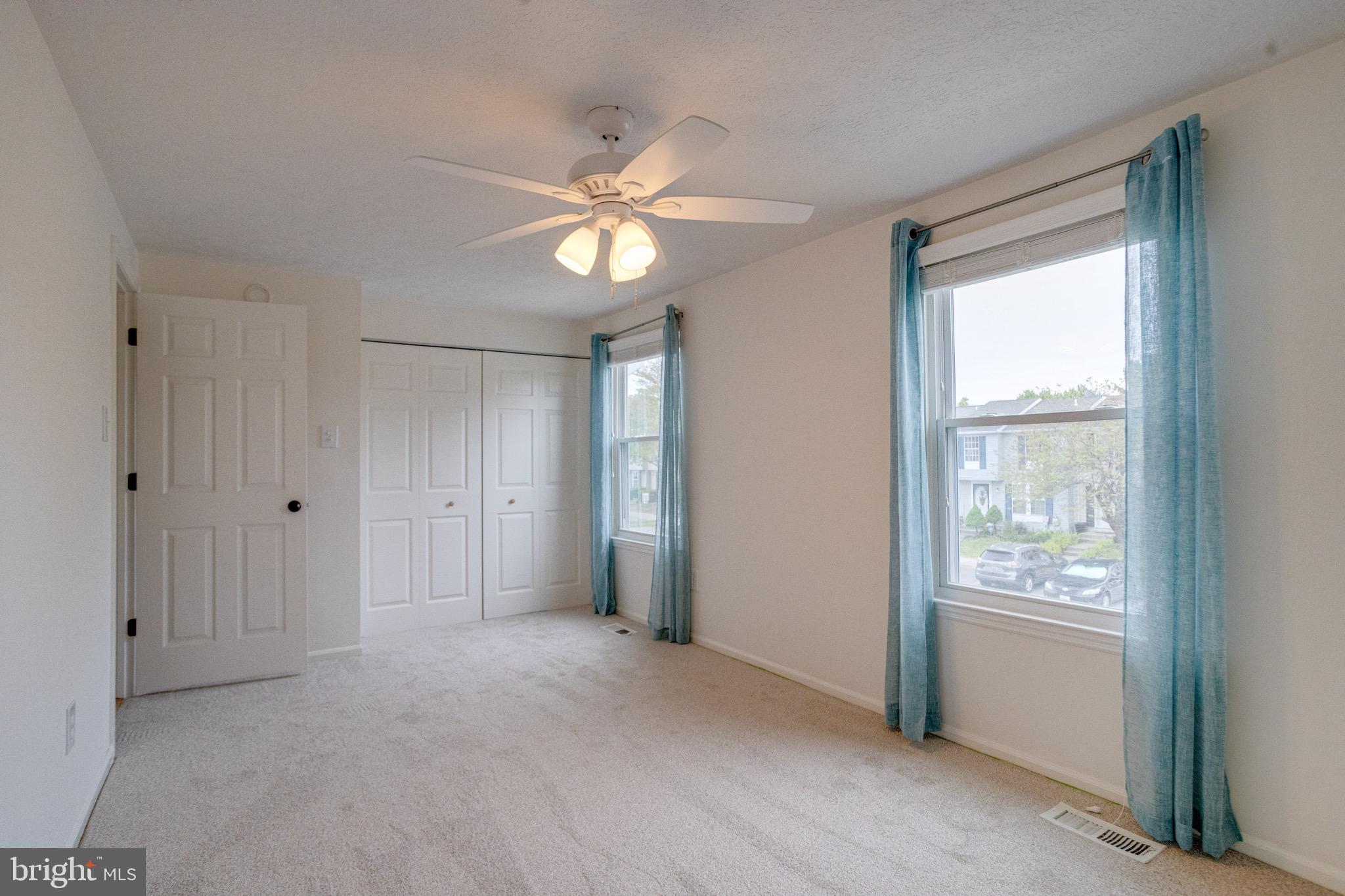 WOODBRIDGE CENTER - Residential