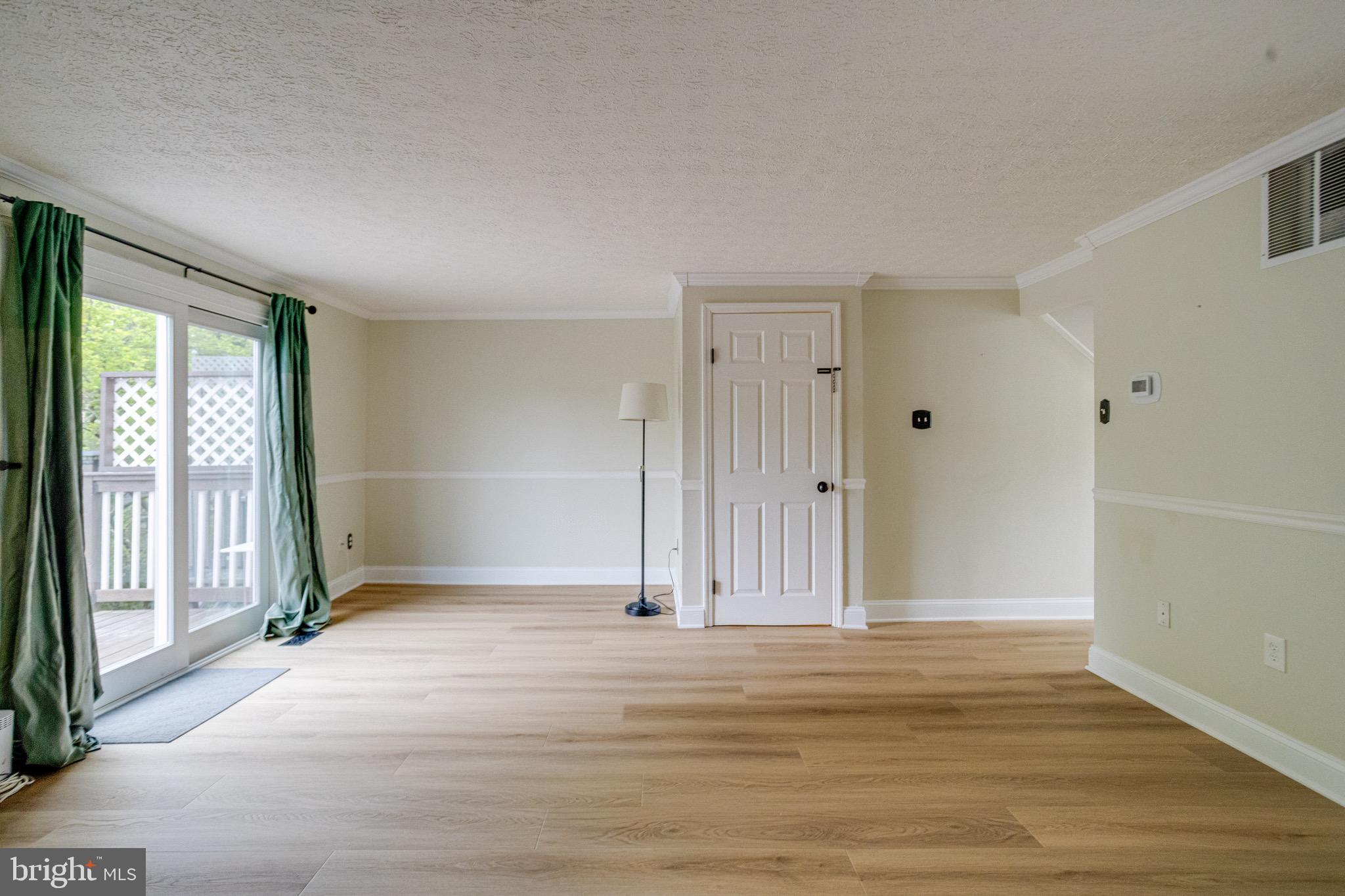 WOODBRIDGE CENTER - Residential