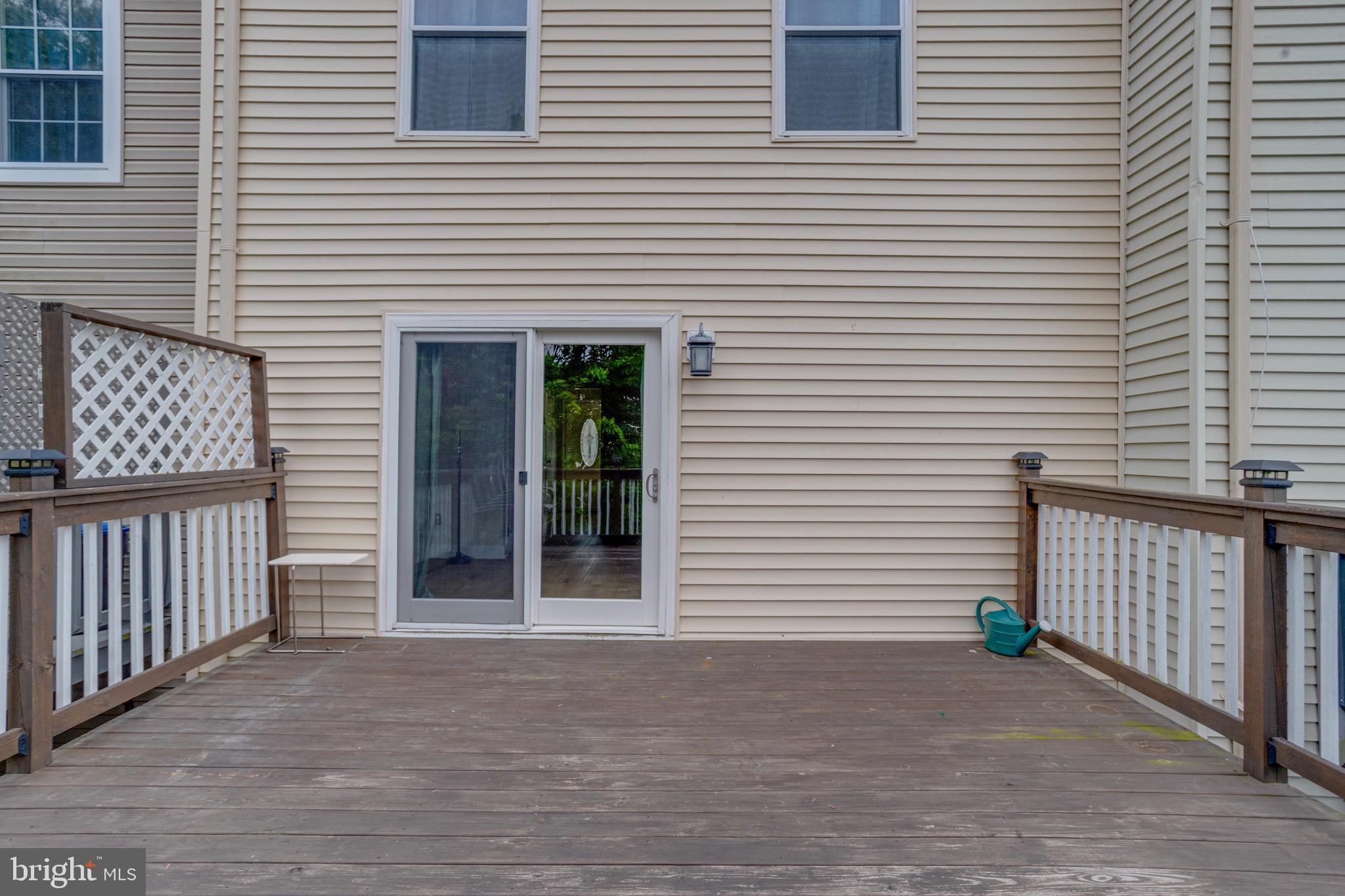 WOODBRIDGE CENTER - Residential