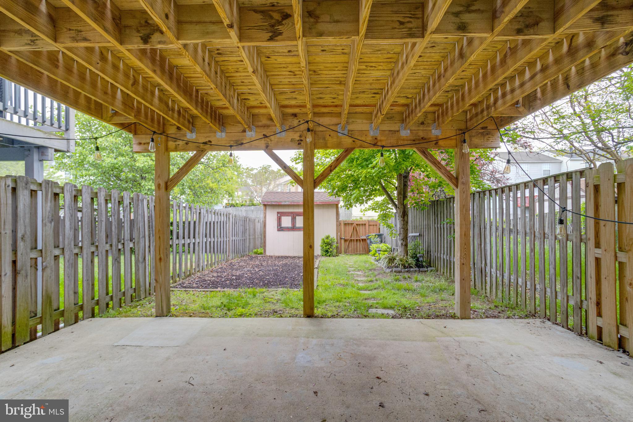 WOODBRIDGE CENTER - Residential