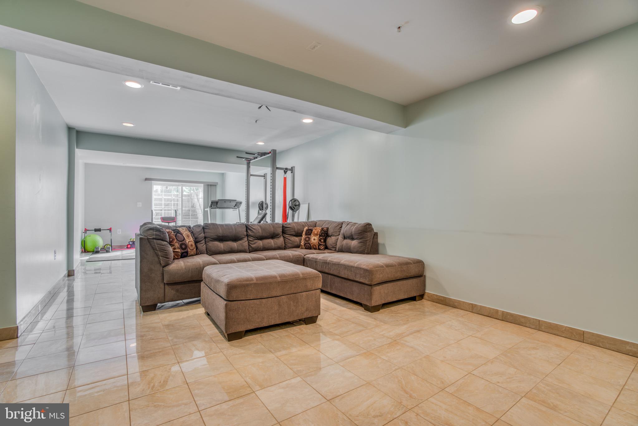 NICKLES - Residential